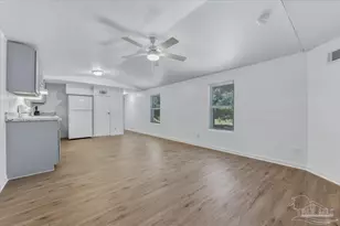 5473 Bluebird St, Milton, FL 32583 - Photo 1