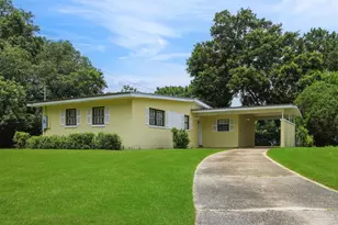 101 Vanderbilt Rd, Pensacola, FL 32506 - Photo 1