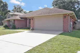 1921 University St, Pensacola, FL 32504 - Photo 1