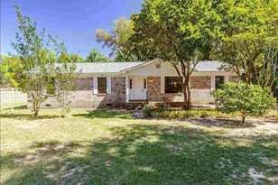 5760 Muldoon Rd, Pensacola, FL 32526 - Photo 1