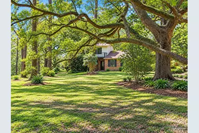 2625 Wilde Lake Blvd, Pensacola, FL 32526 - Photo 1