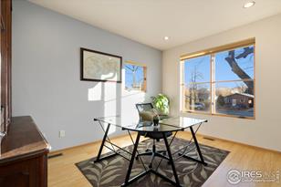 425 Wood St - Photo 4