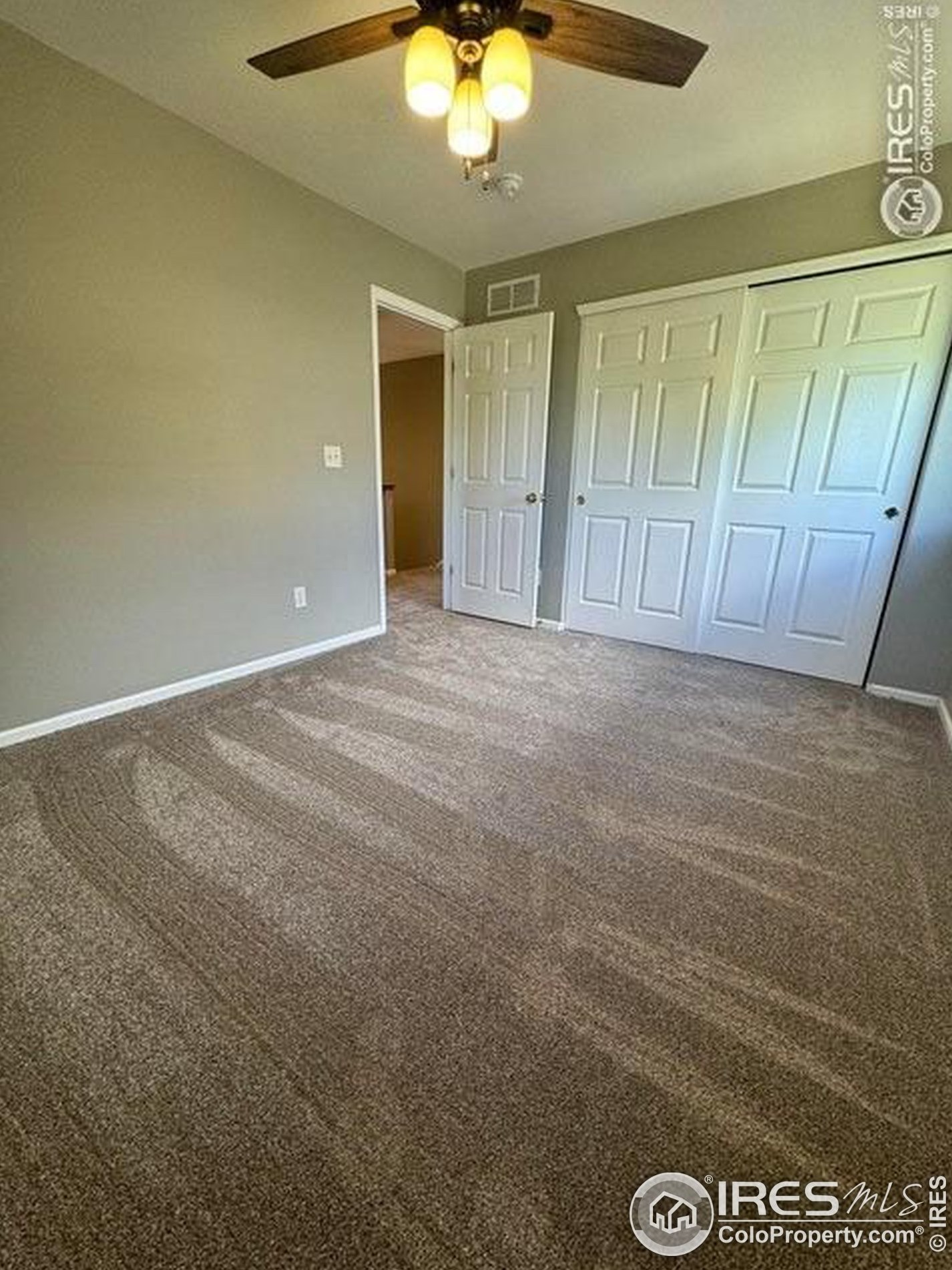 1213 Button Rock Dr, Longmont CO 80504-2258 exterior