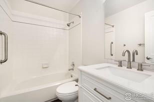 2443 Hampstead Dr - Photo 22