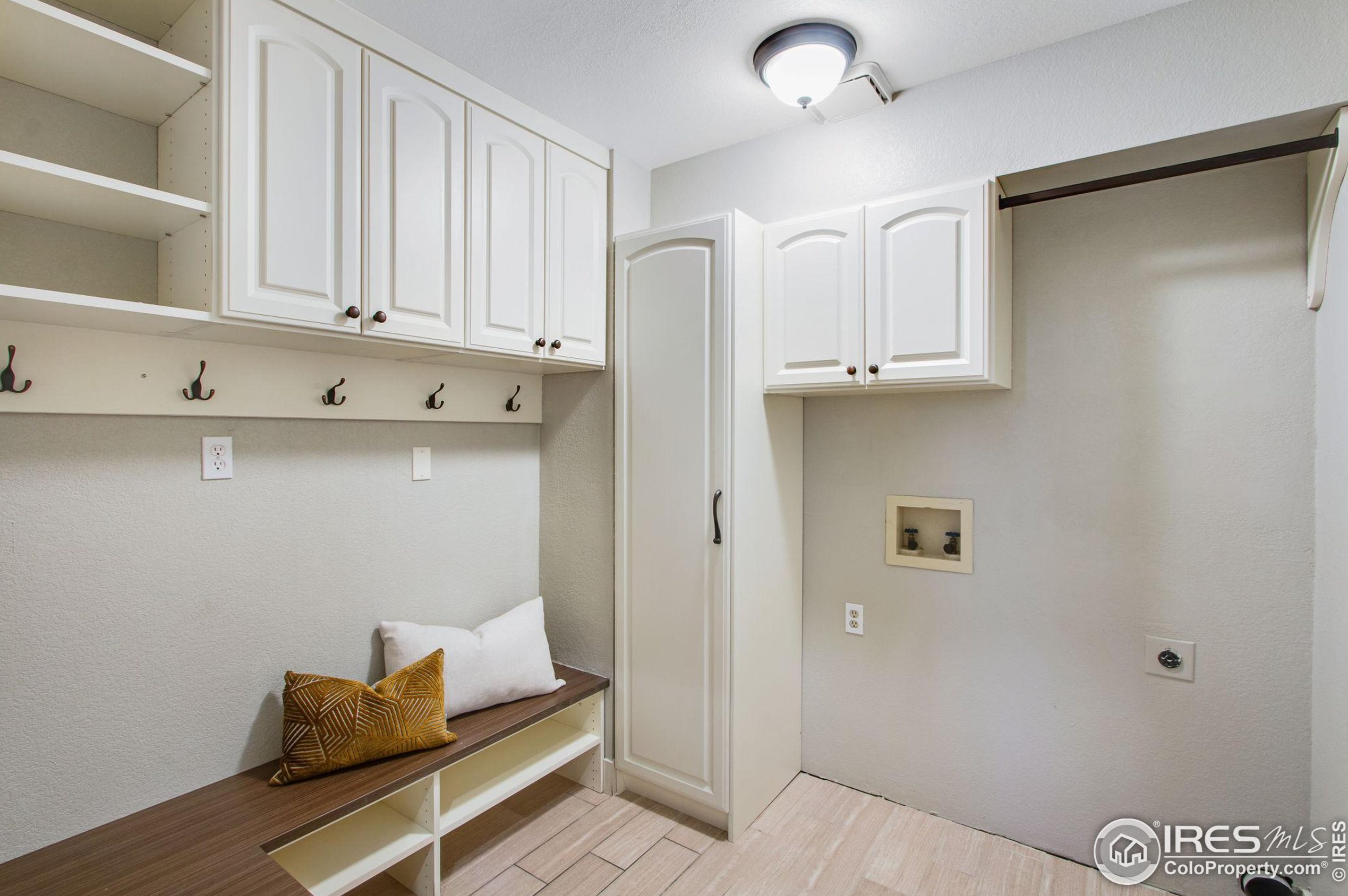 1717 Lindenwood Dr, Fort Collins CO  80524-2280 exterior