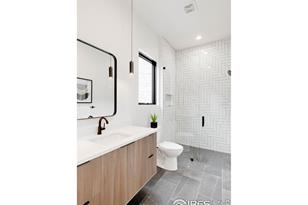 503 Hawthorn Ave - Photo 16