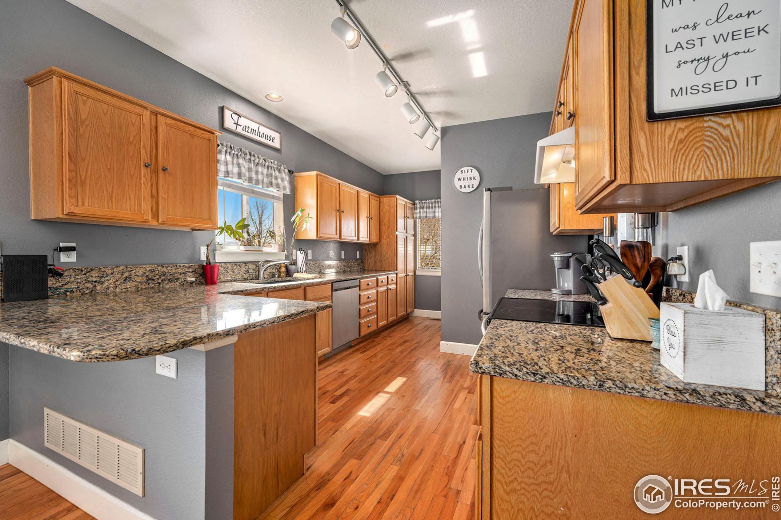 221 Timber Ridge Ct, Fort Collins, CO 80550-2939