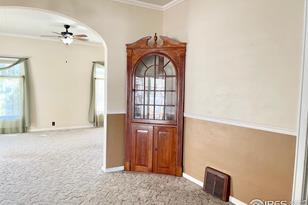 425 S Campbell Ave - Photo 12