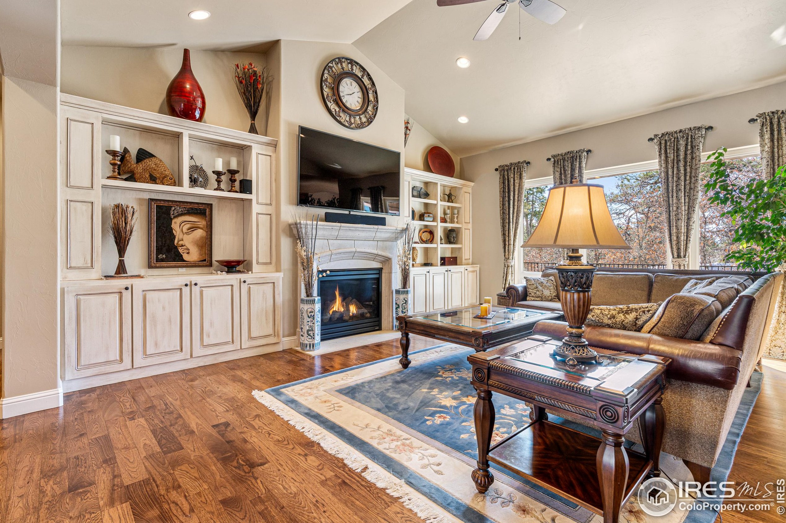 5025 Knobcone Dr, Castle Rock CO 80108-7803 exterior