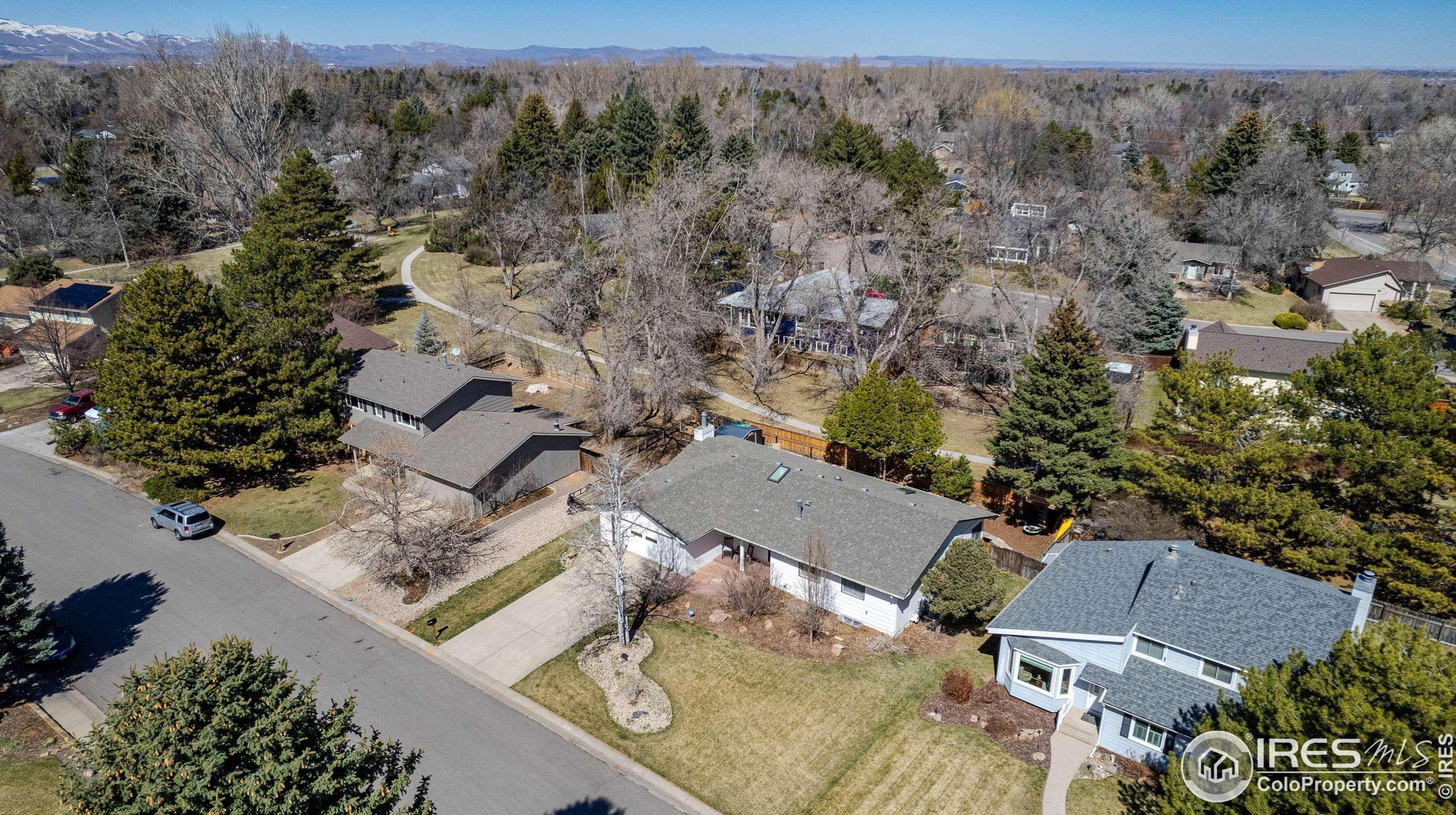 1712 Lakeshore Dr, Fort Collins CO  80525-2422 exterior