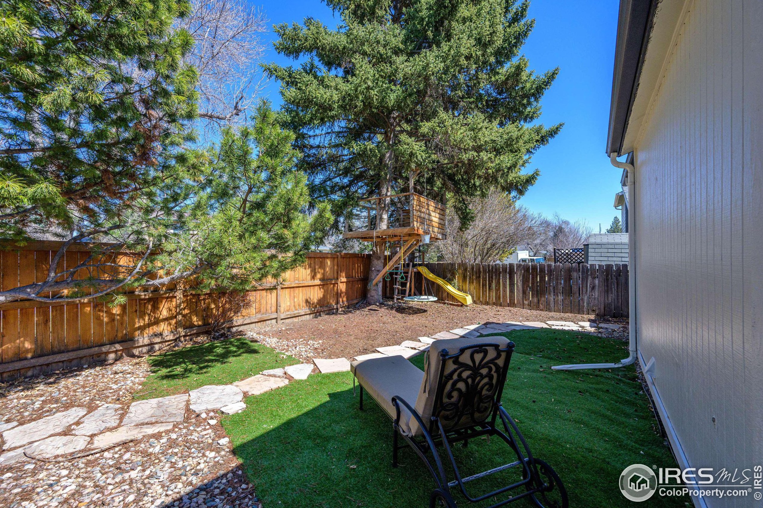1712 Lakeshore Dr, Fort Collins CO  80525-2422 exterior