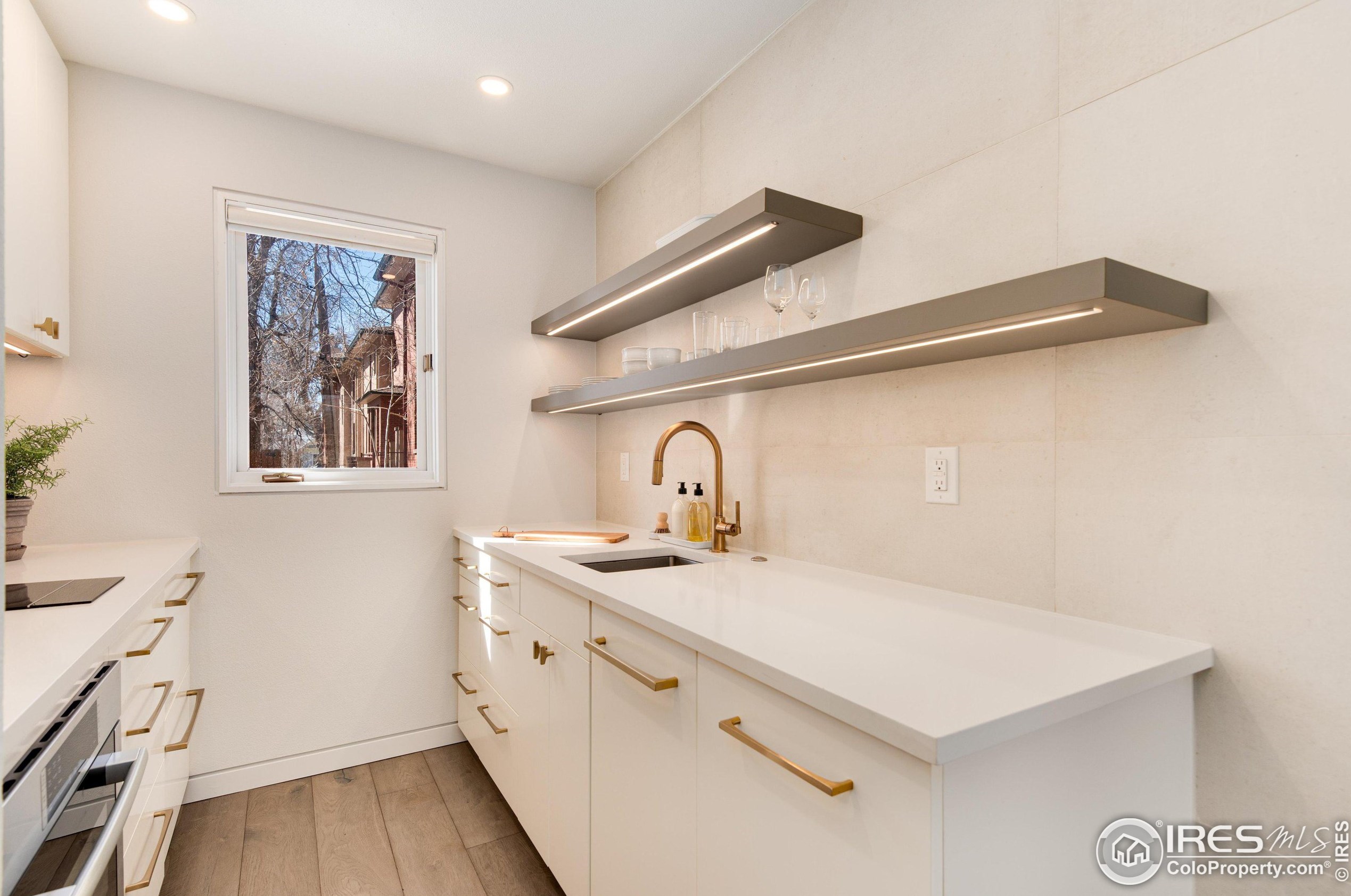 1633 18th St #3, Boulder, CO 80302