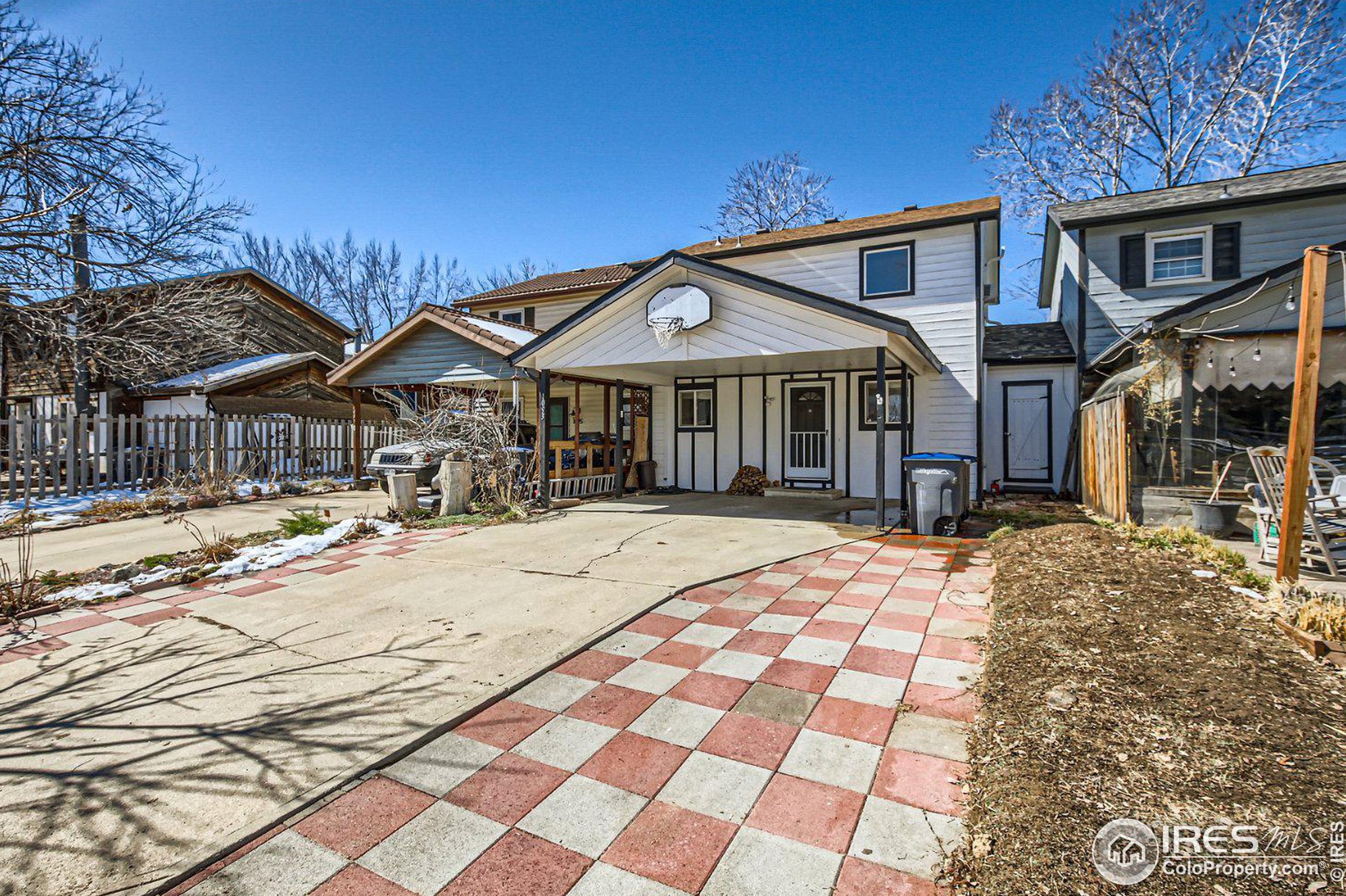 1093 Sir Galahad Dr, Lafayette, CO 80026