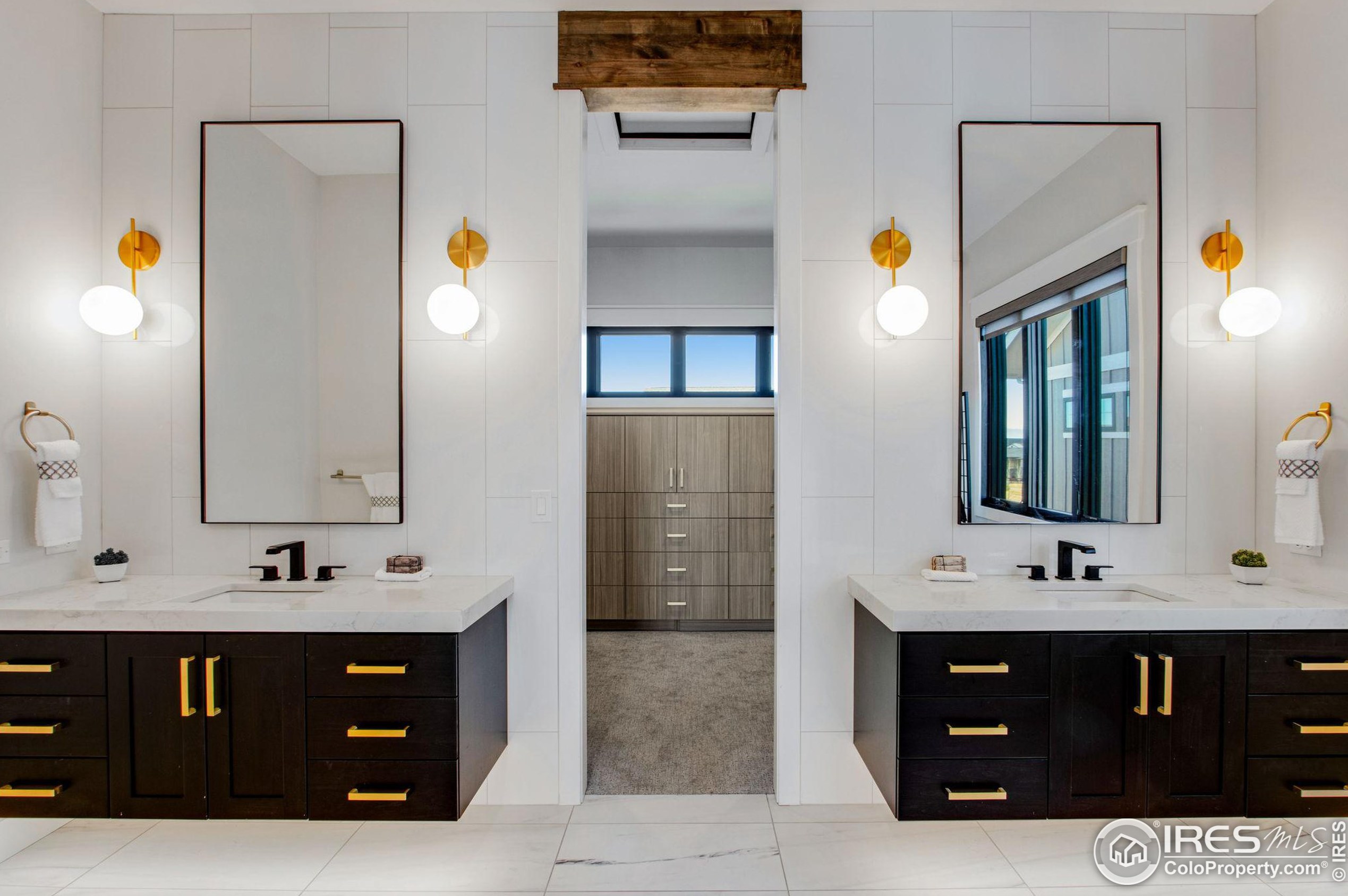 4059 Grand Park Dr, Timnath CO  80547 exterior