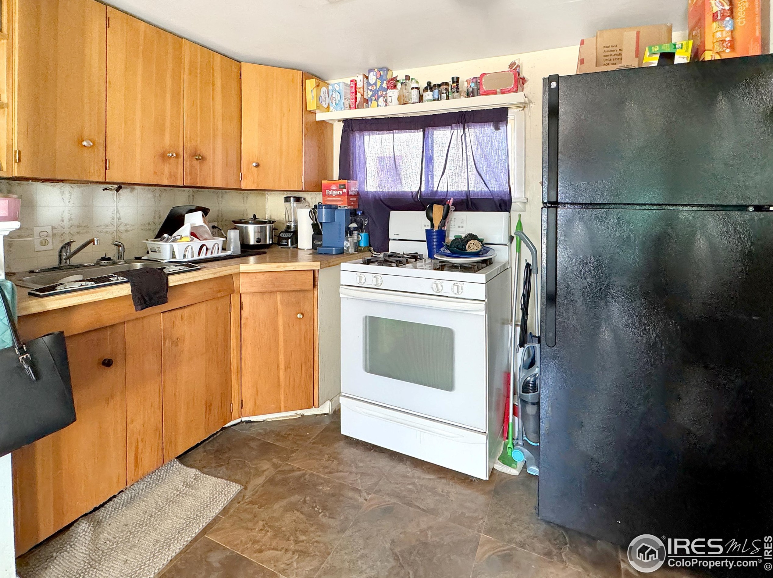 420 Douglas St, Sterling CO  80751-3622 exterior