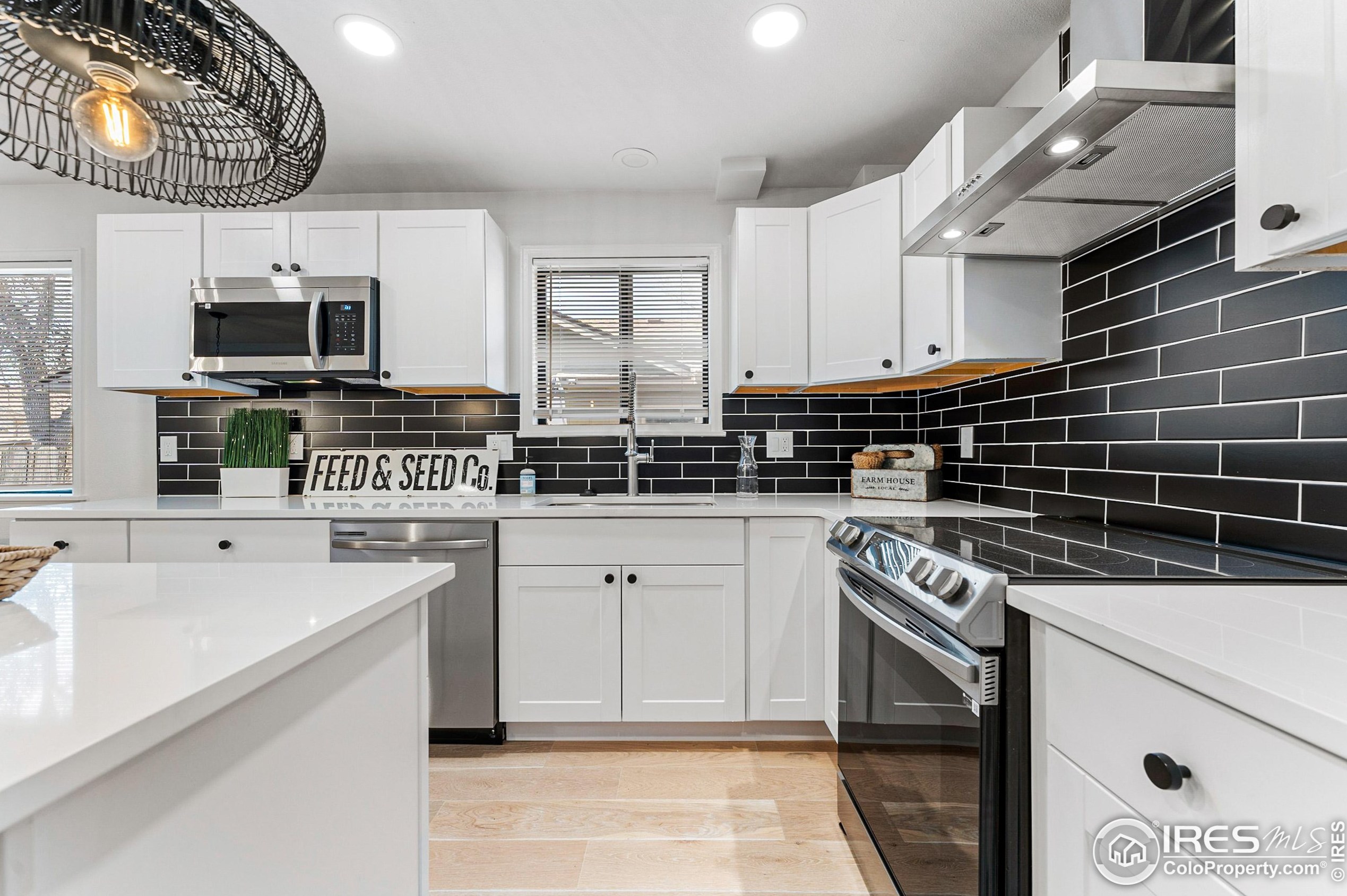 301 Linda Ln, Fort Collins CO  80525-2553 exterior