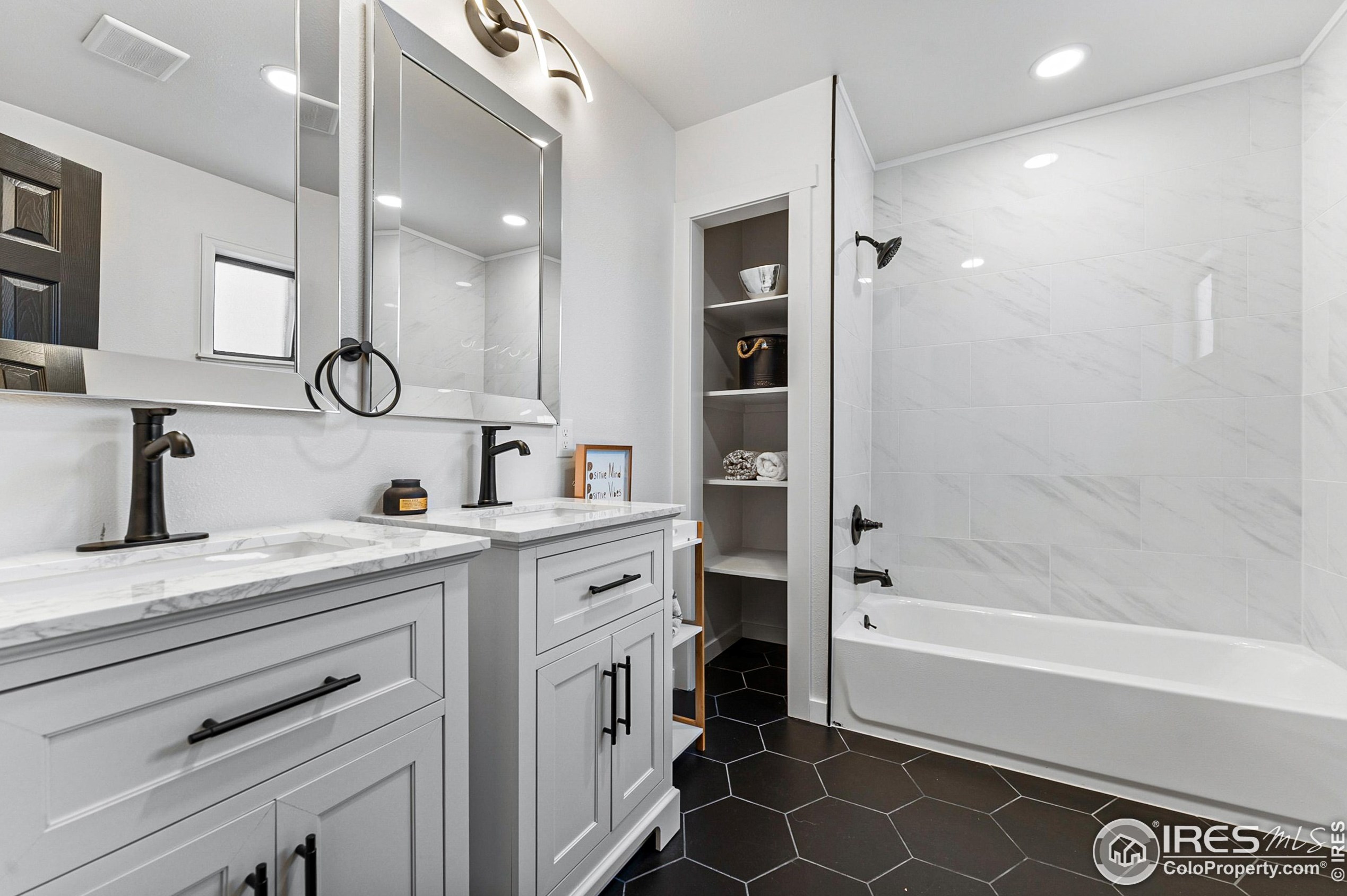 301 Linda Ln, Fort Collins CO  80525-2553 exterior
