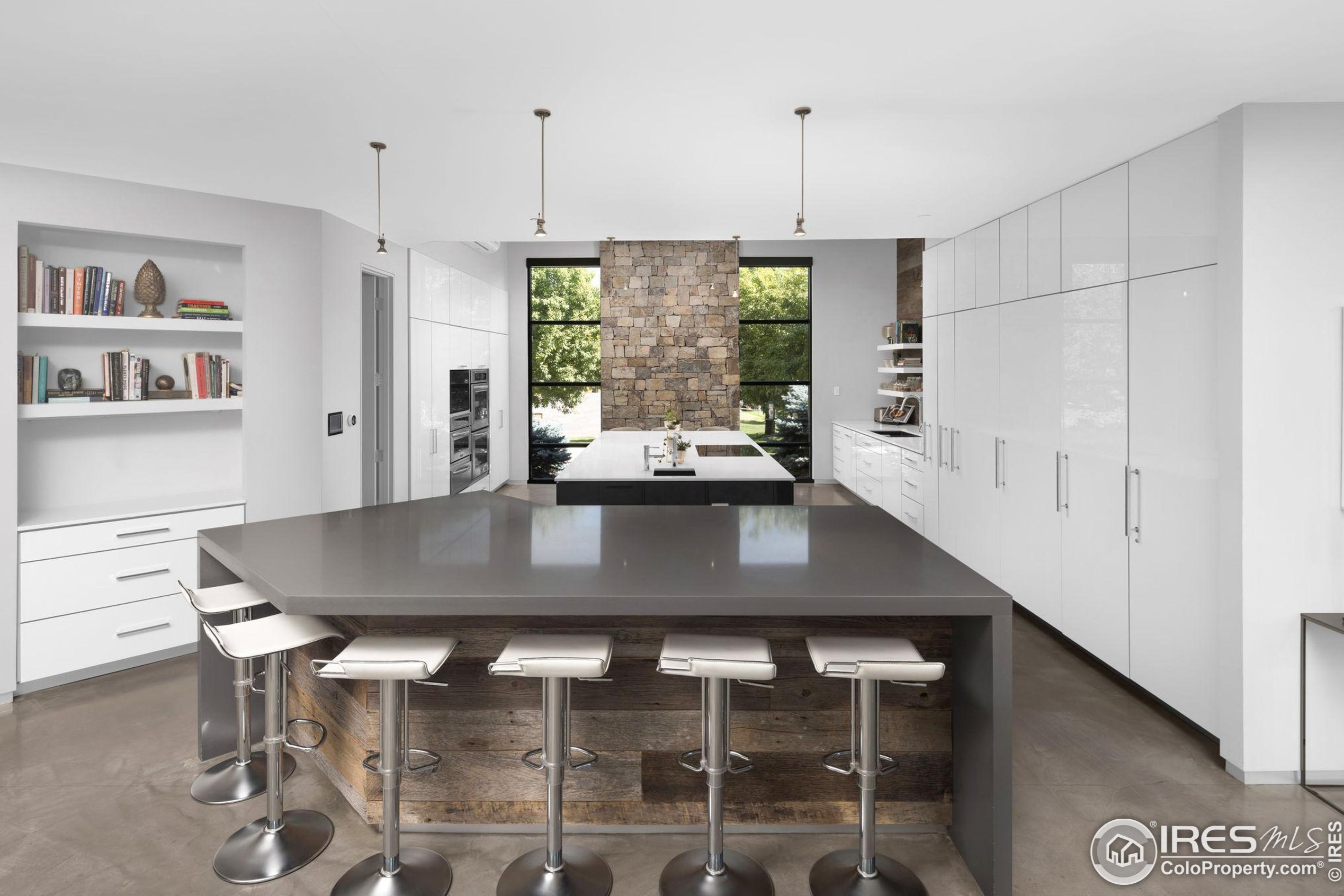 8802 Lakeside Ct, Boulder CO 80301-5107 exterior