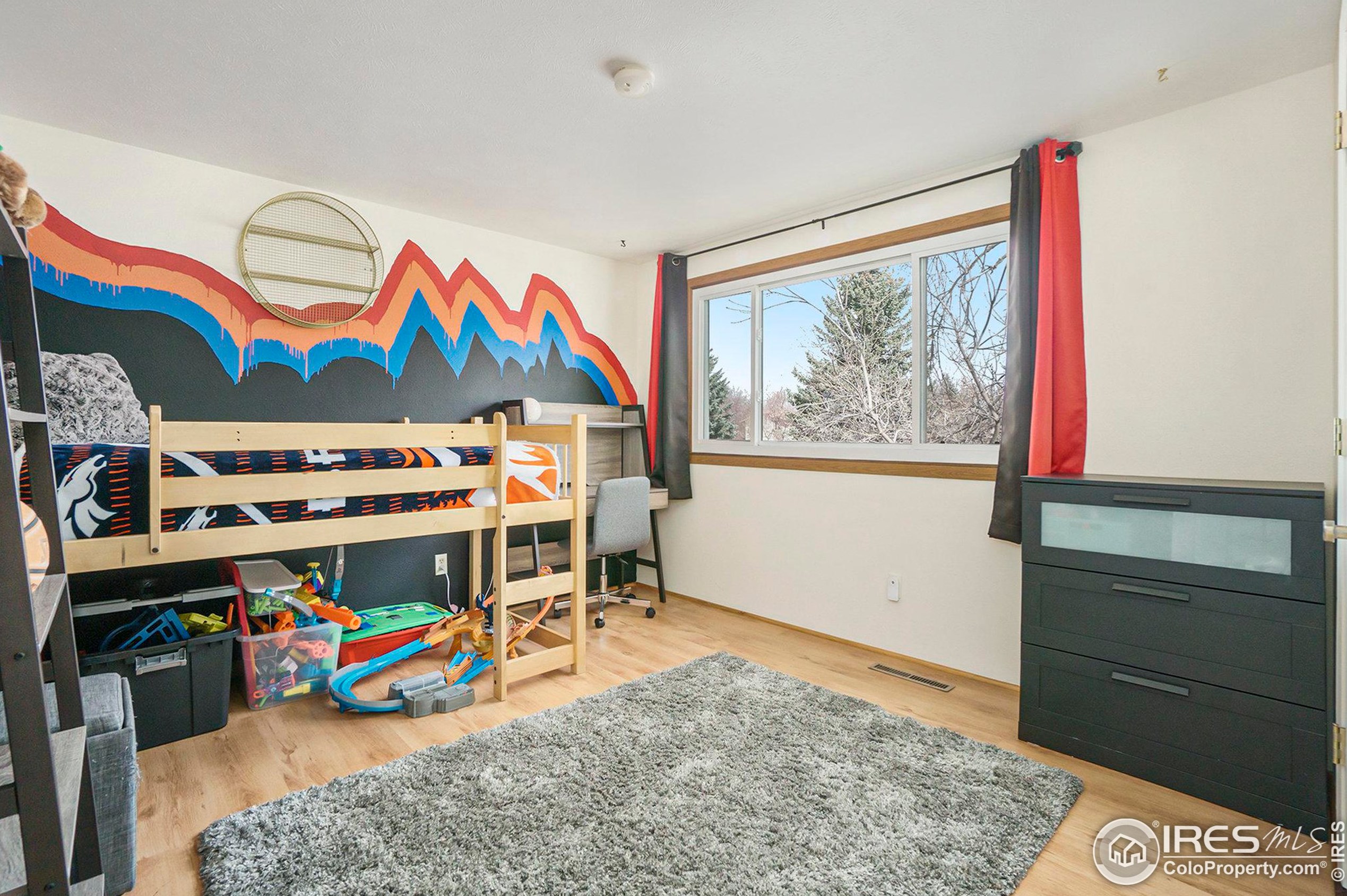 1949 Newcastle Ct, Fort Collins CO  80526-2335 exterior