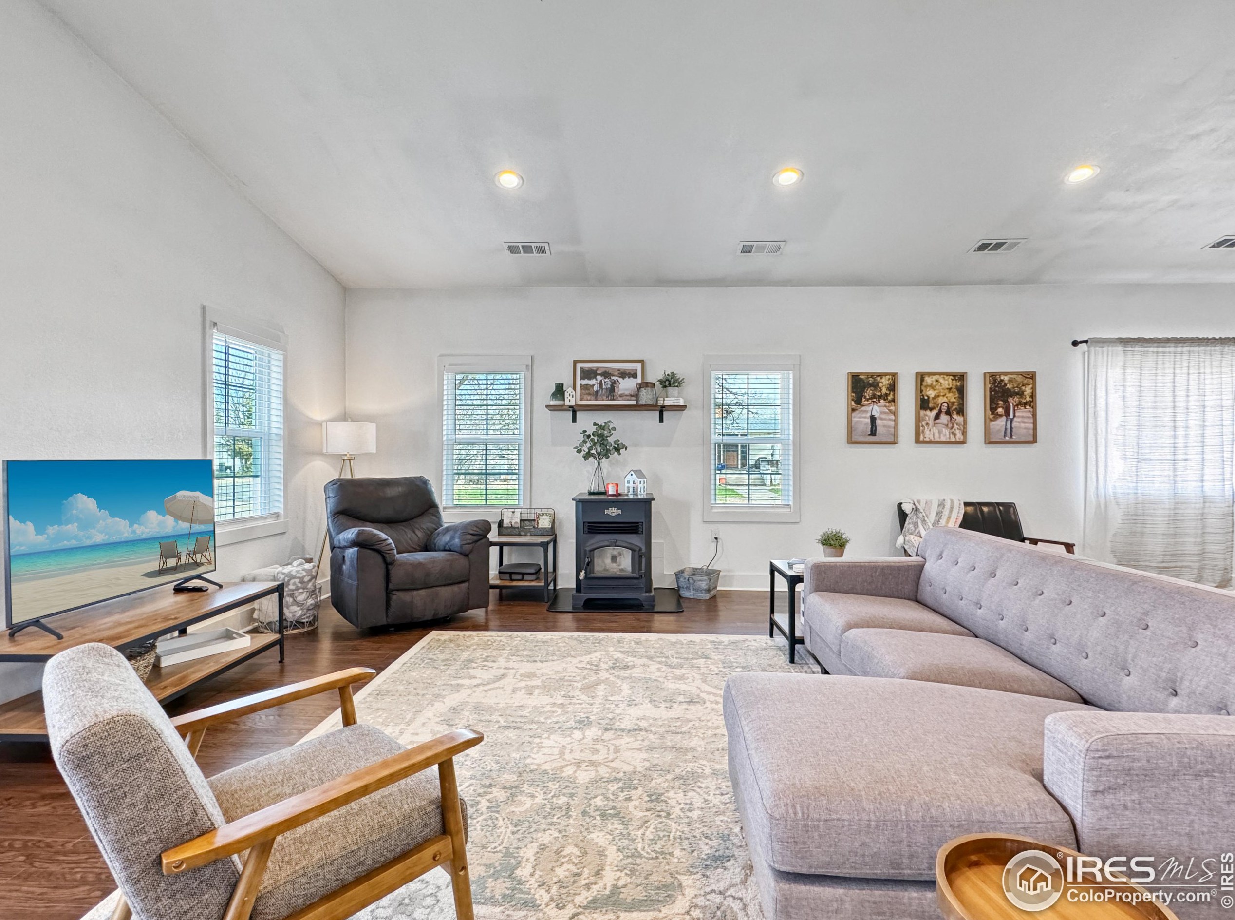 242 N Logan Ave, Haxtun, CO 80731