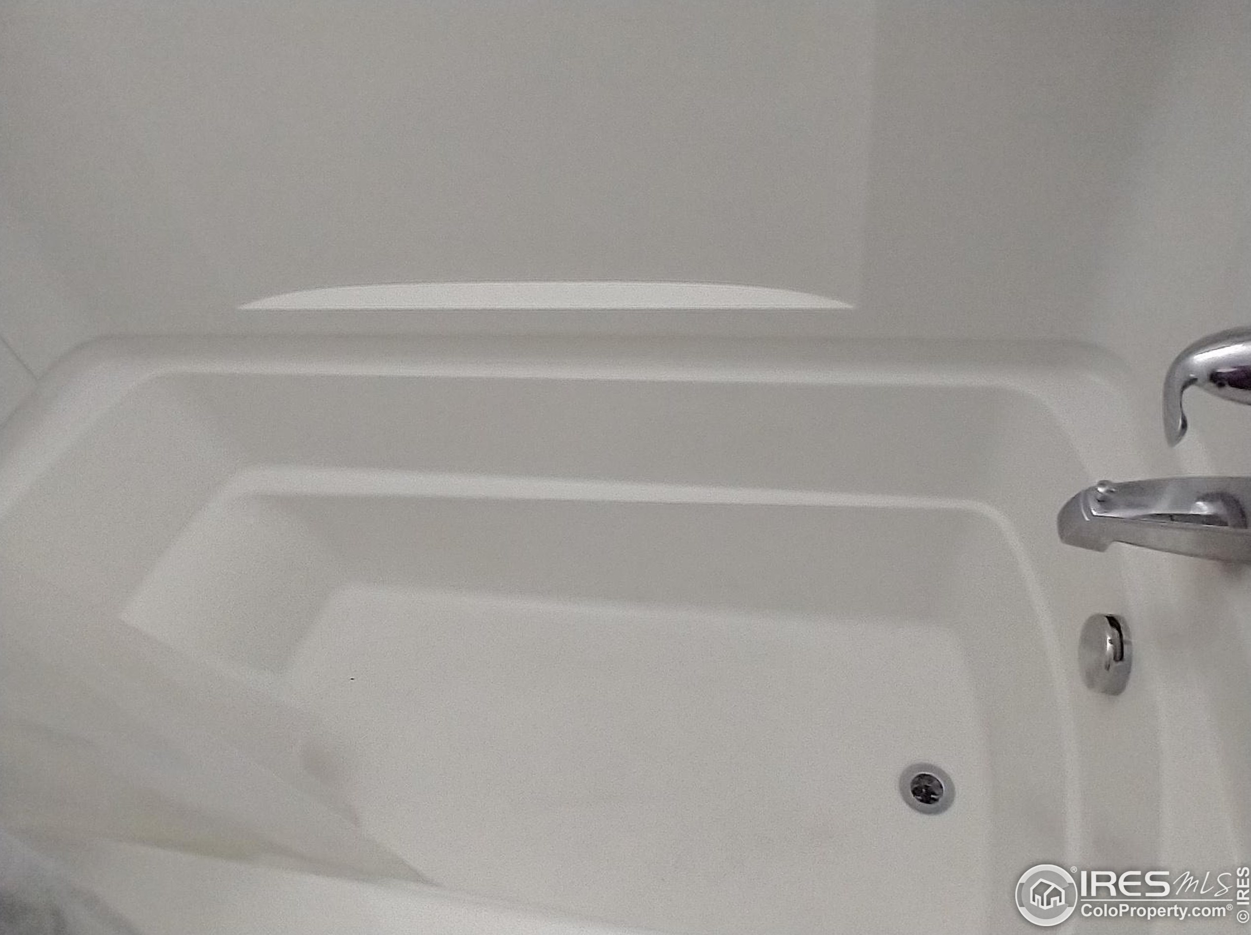 103 8 Ave, Sterling CO 80751-2917 exterior