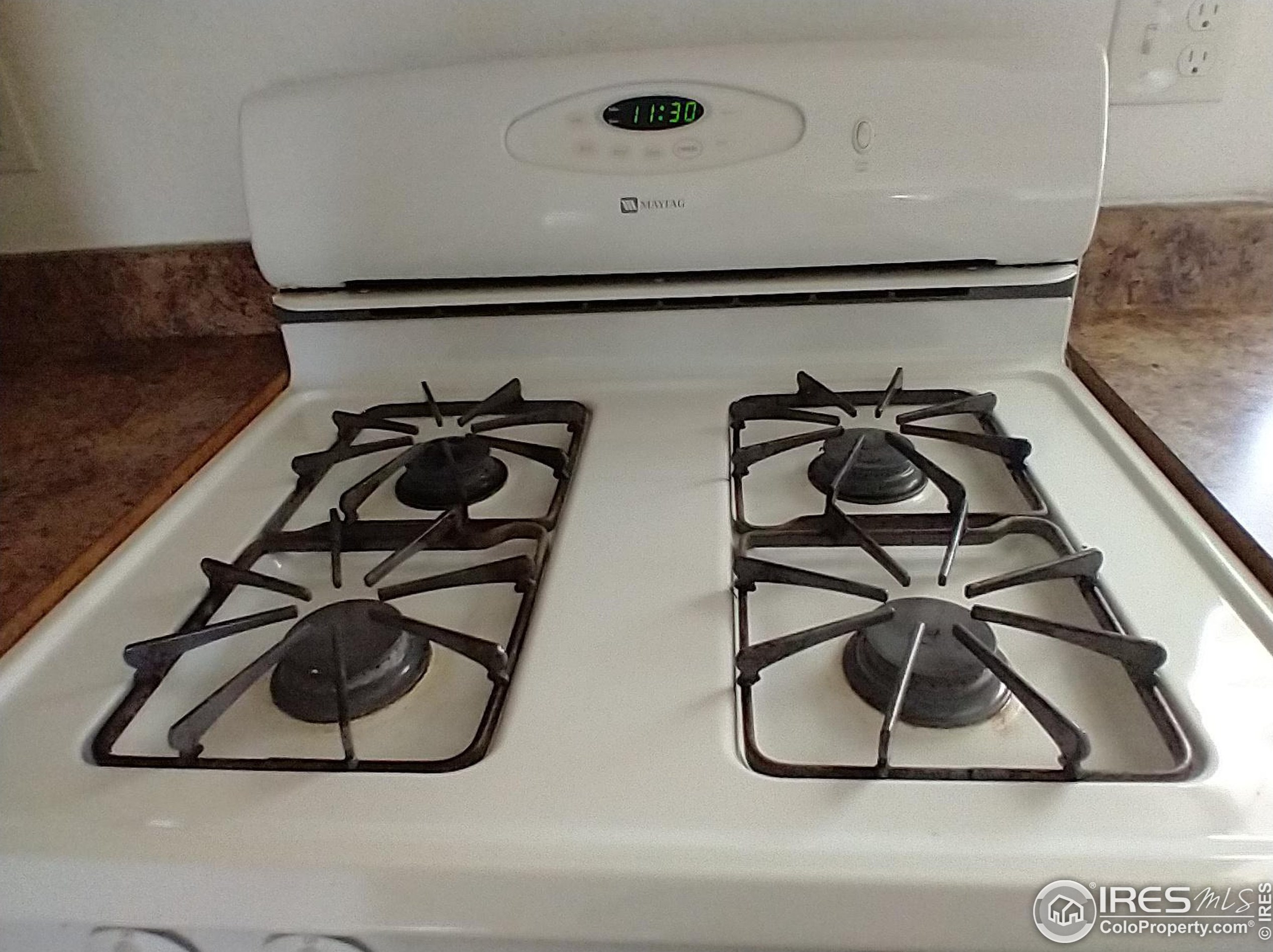 103 8 Ave, Sterling CO 80751-2917 exterior