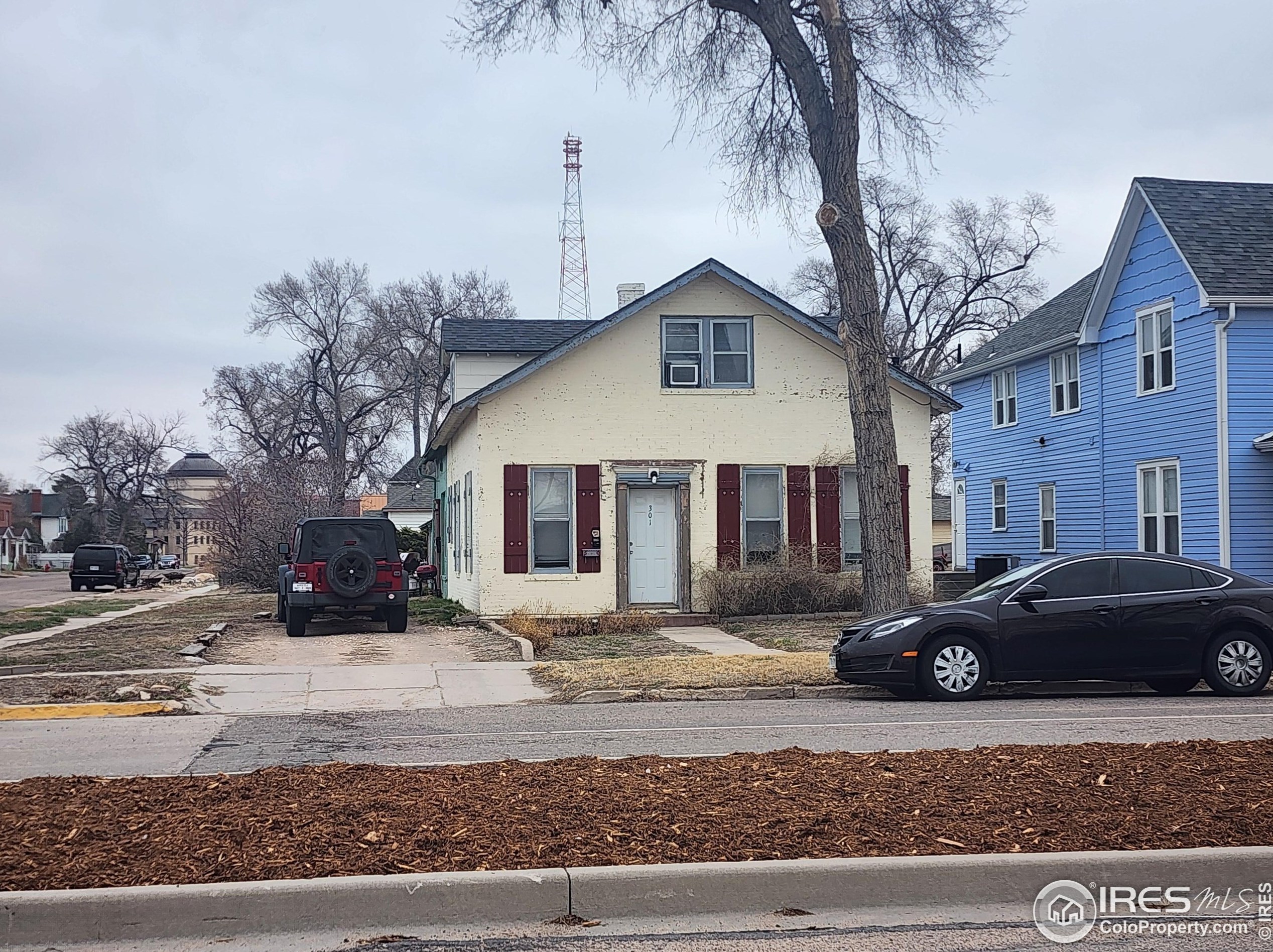 221 Hamilton St, Sterling, CO 80751