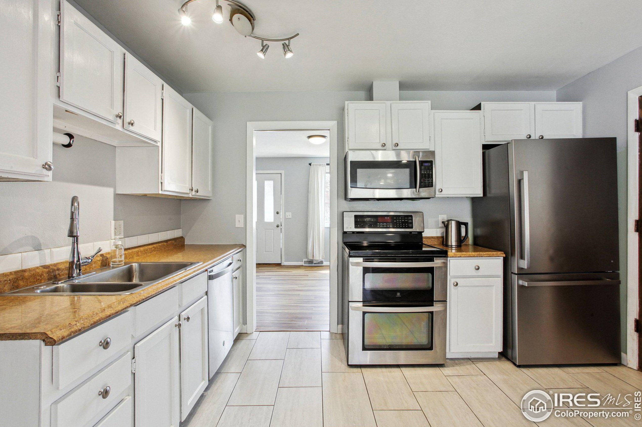 7994 Ingalls Ct, Arvada CO  80003-3234 exterior