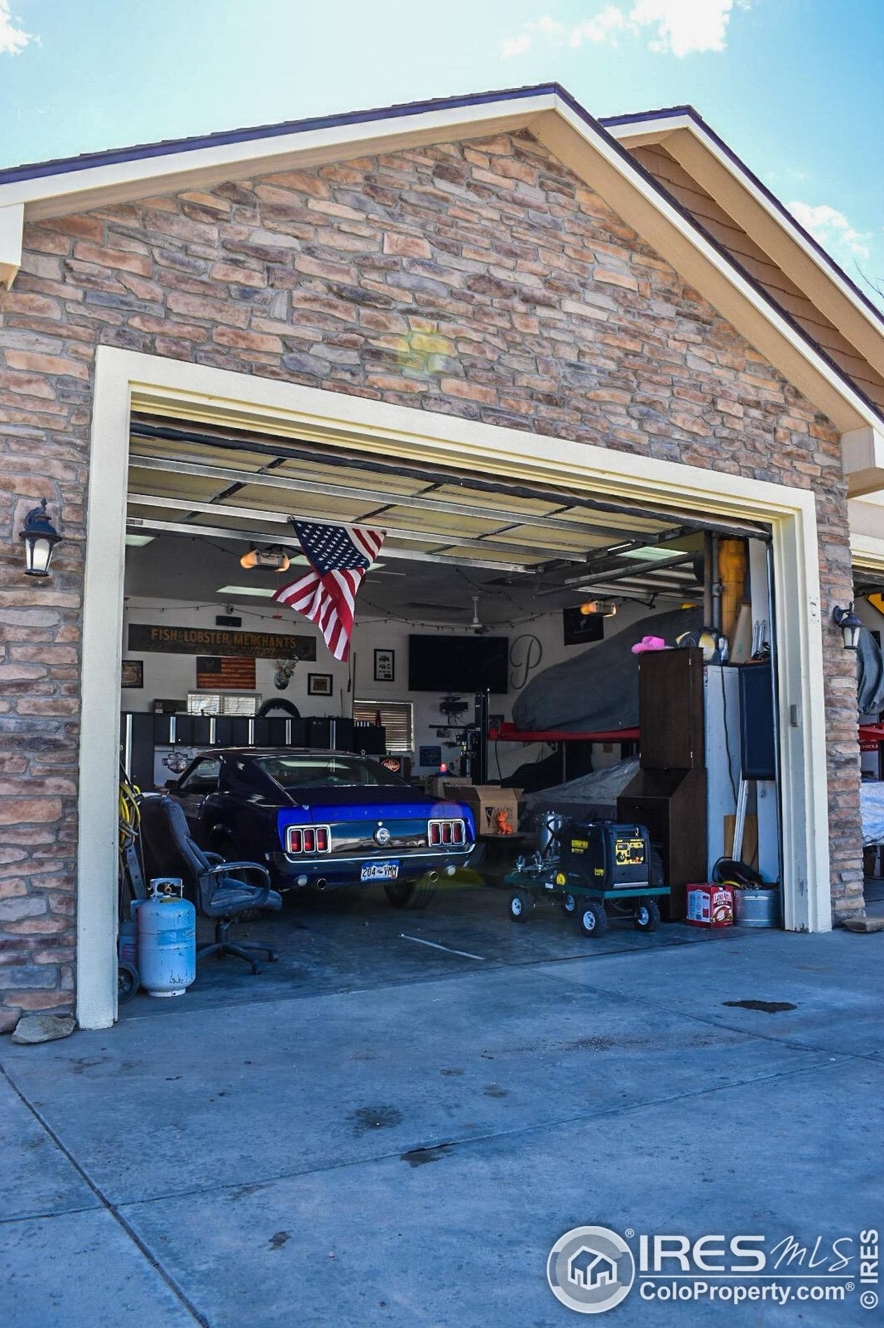 2002 Trail Ridge Dr, Eaton CO 80615-8626 exterior