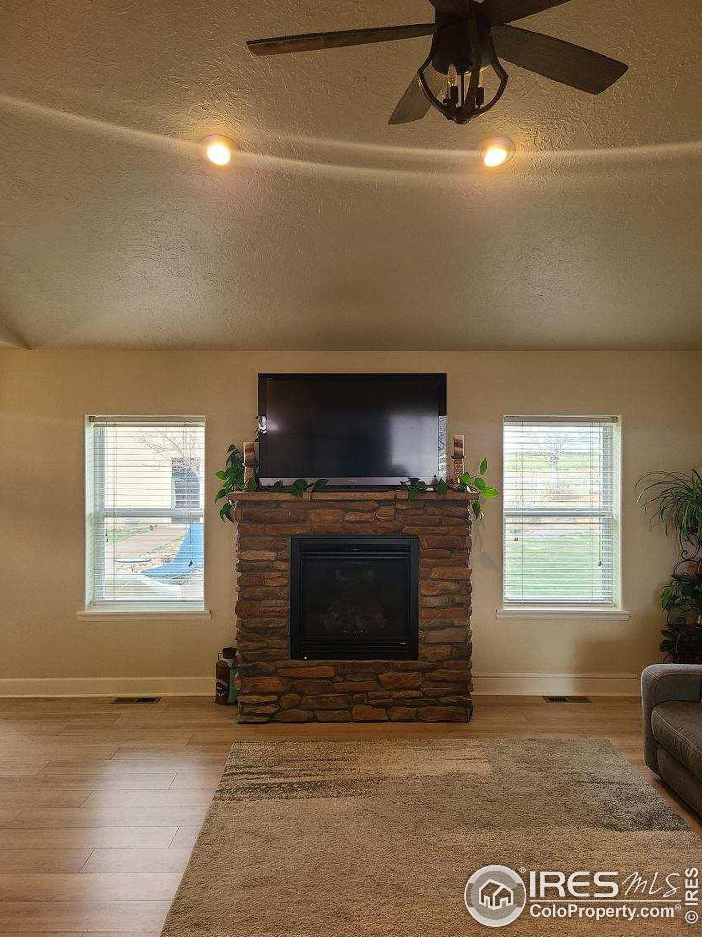 2002 Trail Ridge Dr, Eaton CO 80615-8626 exterior