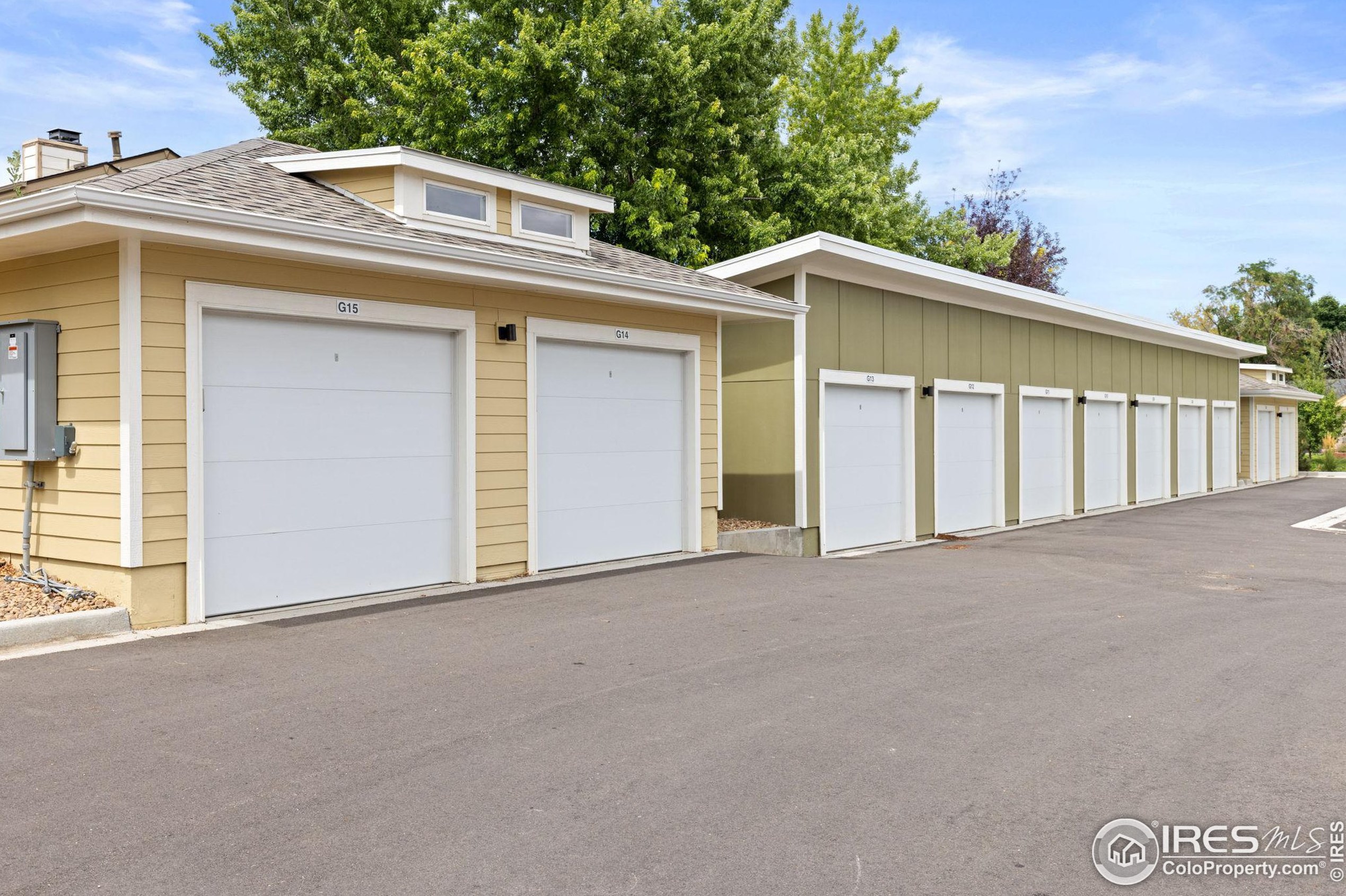 270 Cherrywood Dr, Lafayette CO 80026-2090 exterior