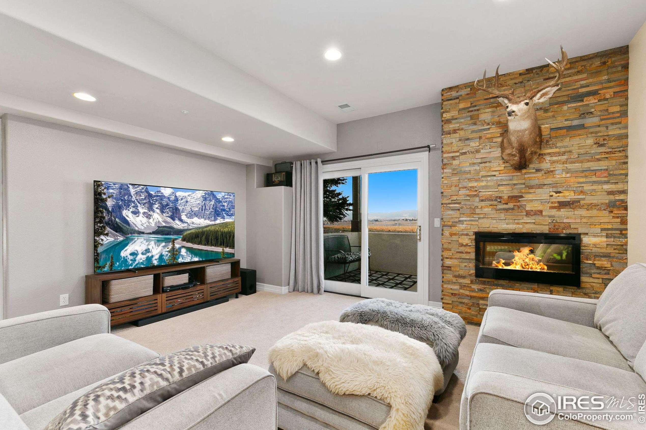 529 Hawks Nest Way, Fort Collins CO  80524-8759 exterior