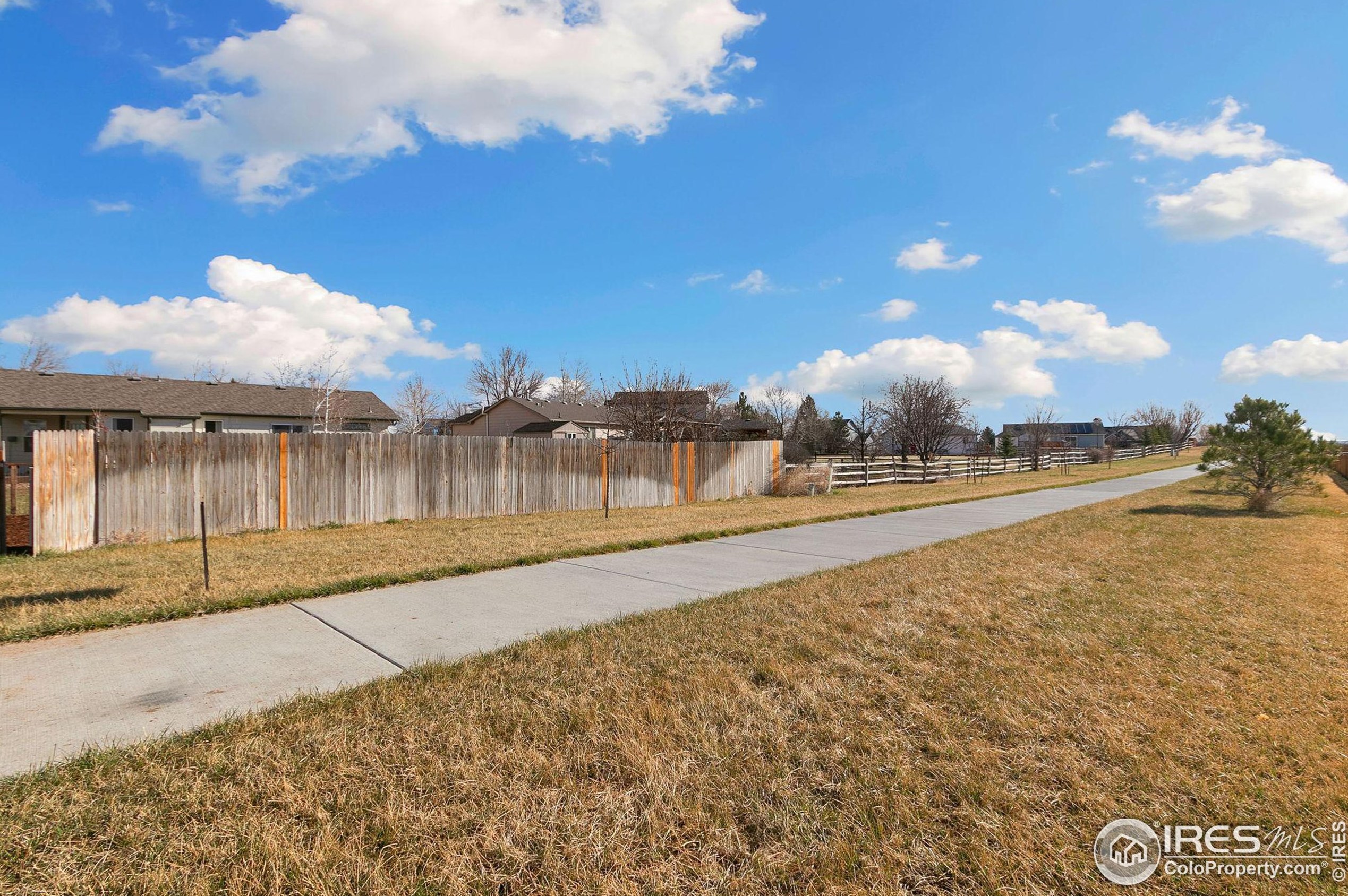 7367 Vw Pointe Cir, Wellington CO 80549-1663 exterior