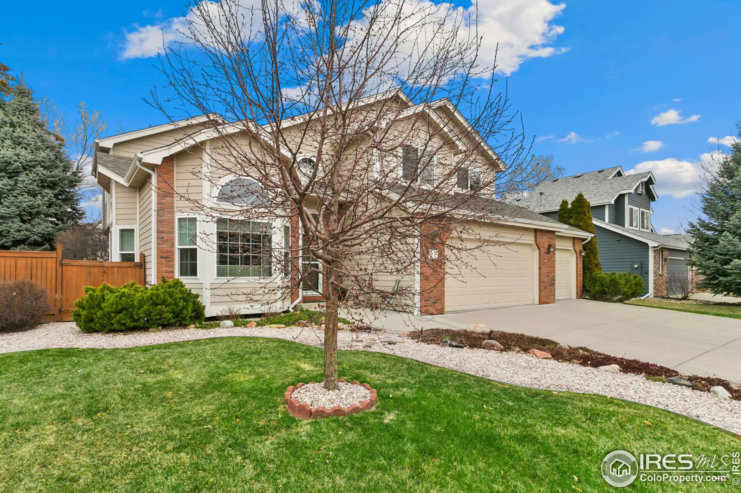 2214 Sweetwater Creek Dr, Fort Collins, CO 80528