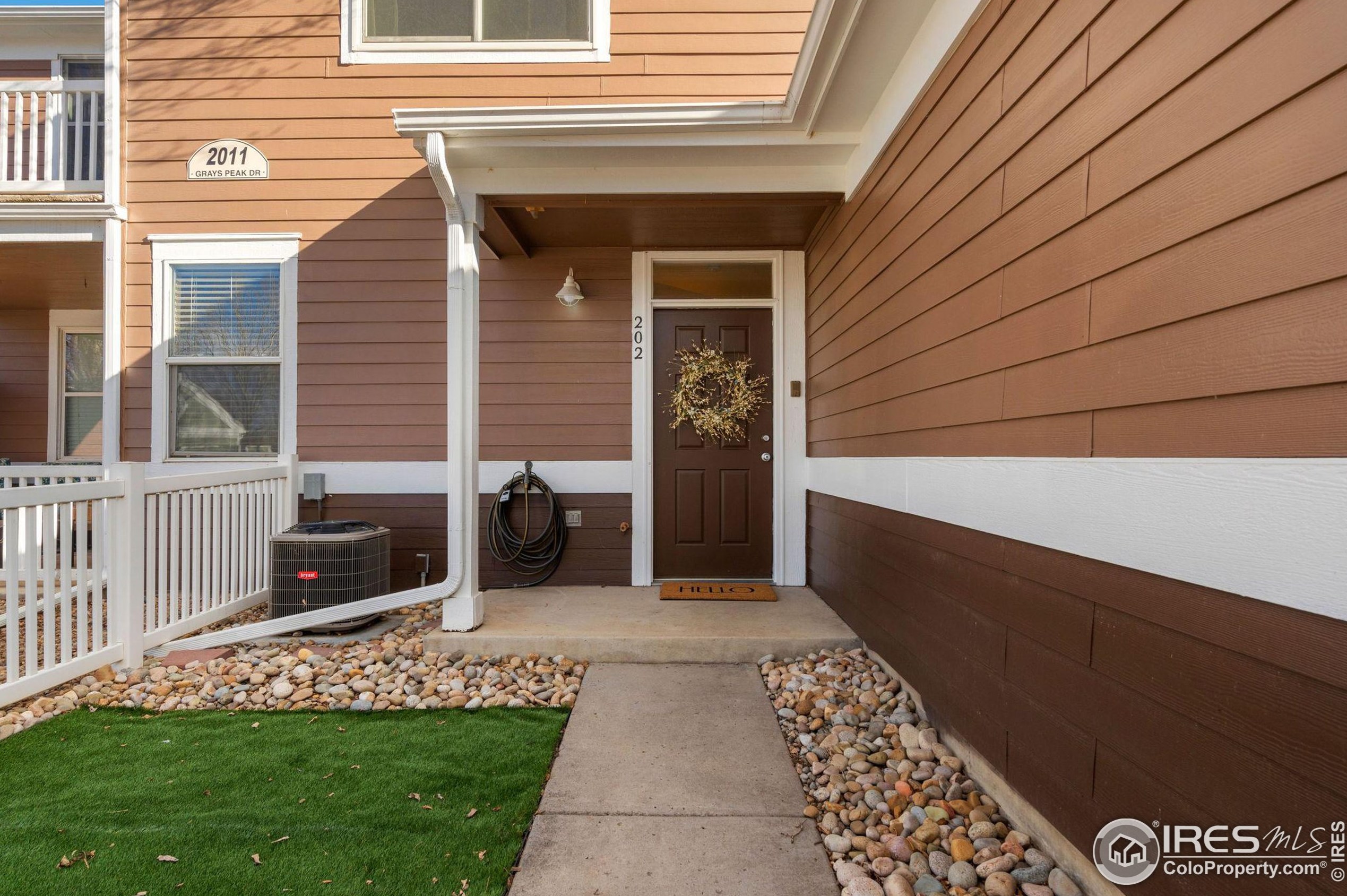 2011 Grays Peak Dr, Loveland, CO 80538
