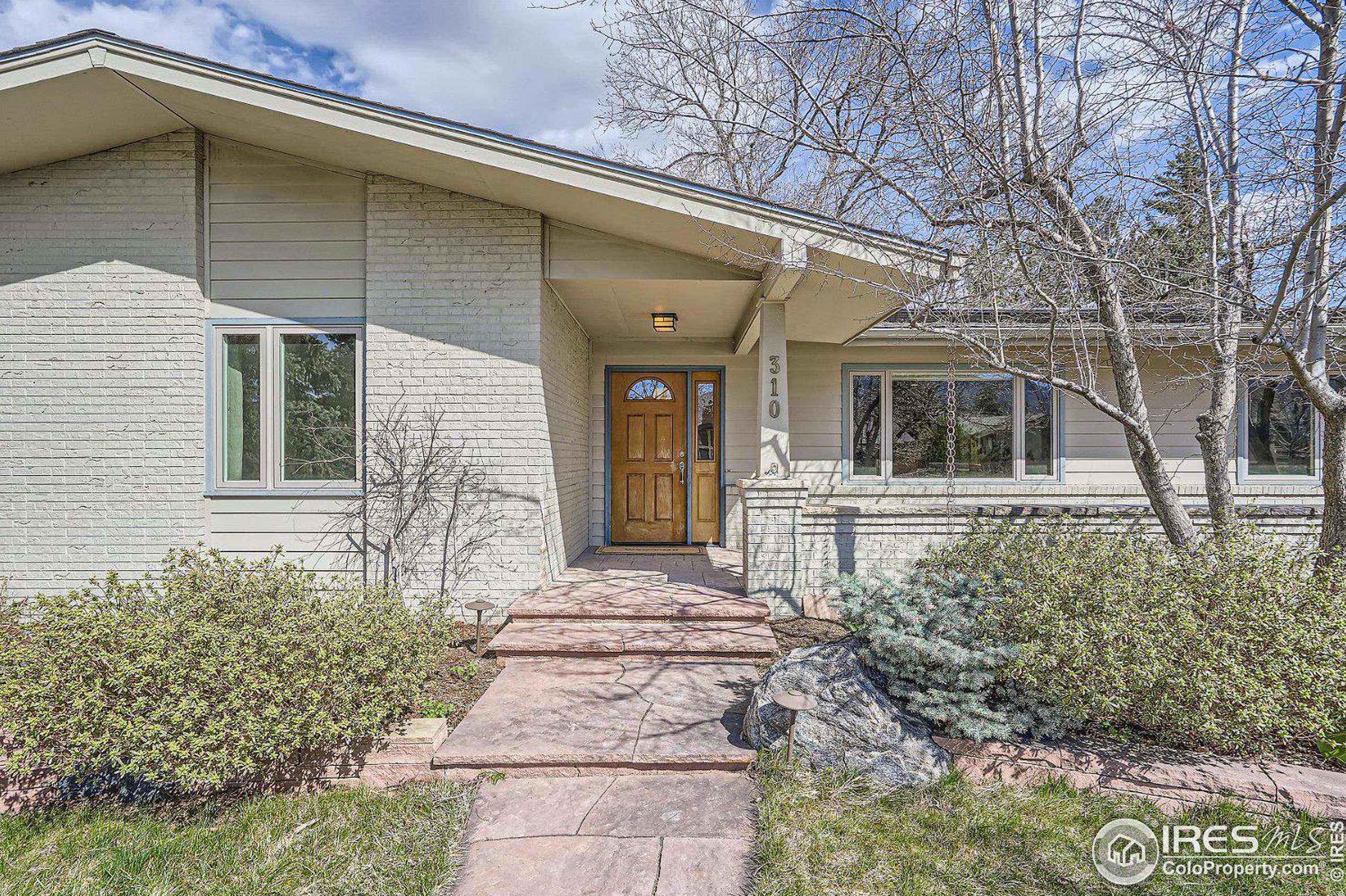 310 Hopi Pl, Boulder, CO 80303-3535