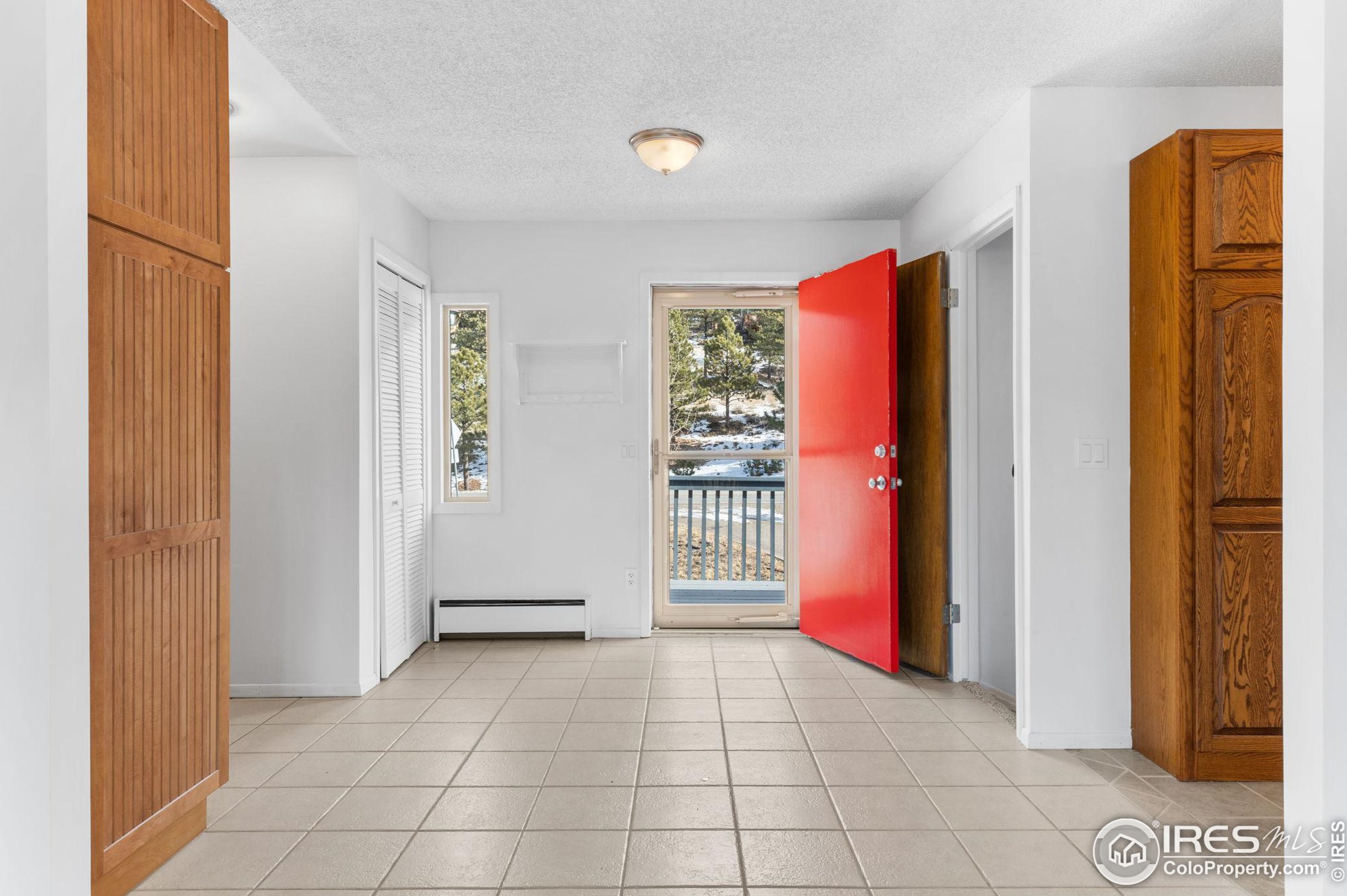 2041 Fish Creek Rd, Estes Park CO 80517-6925 exterior