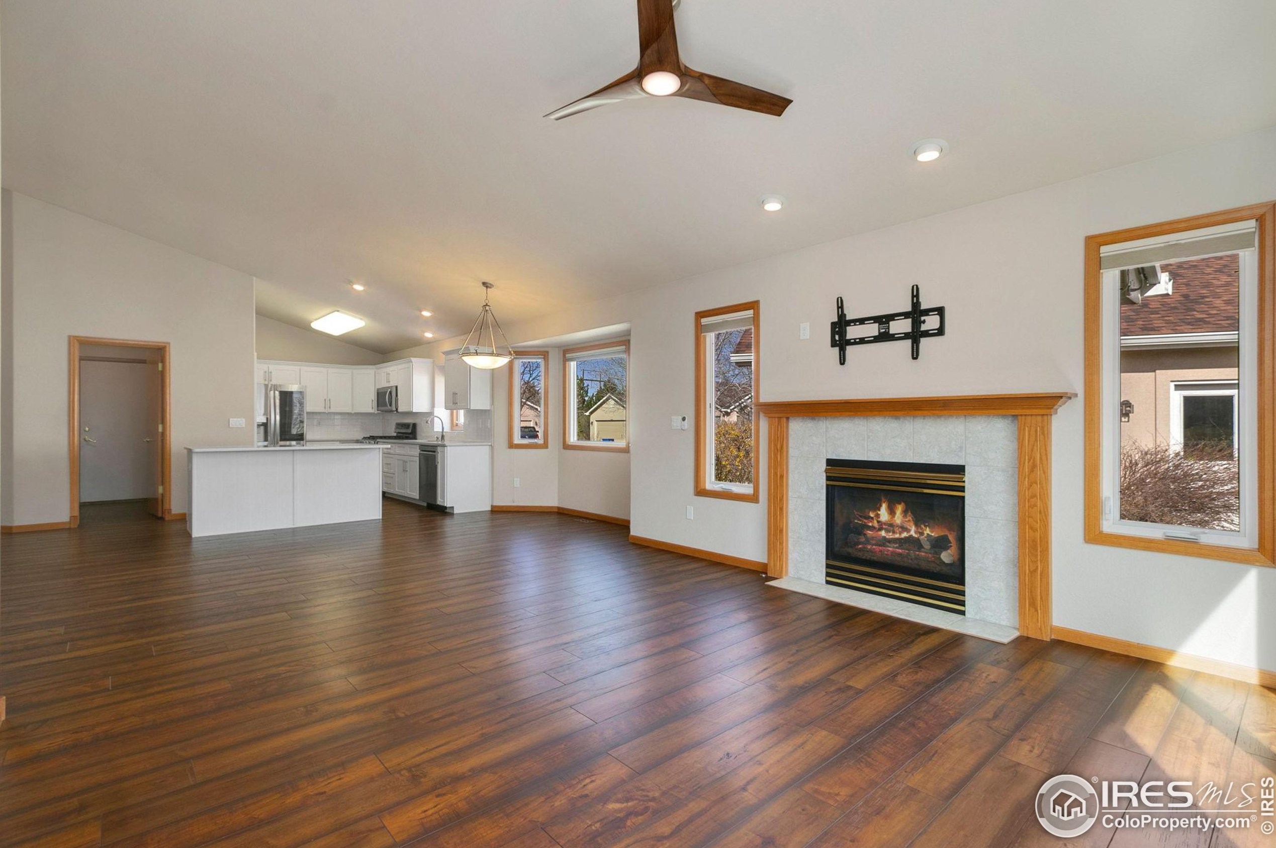 3982 Blackstone Ct, Loveland CO exterior