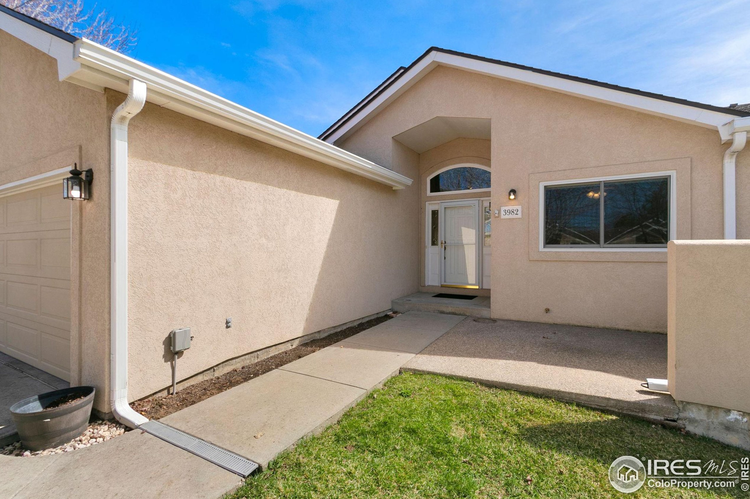 3982 Blackstone Ct, Loveland, CO 80537-3444