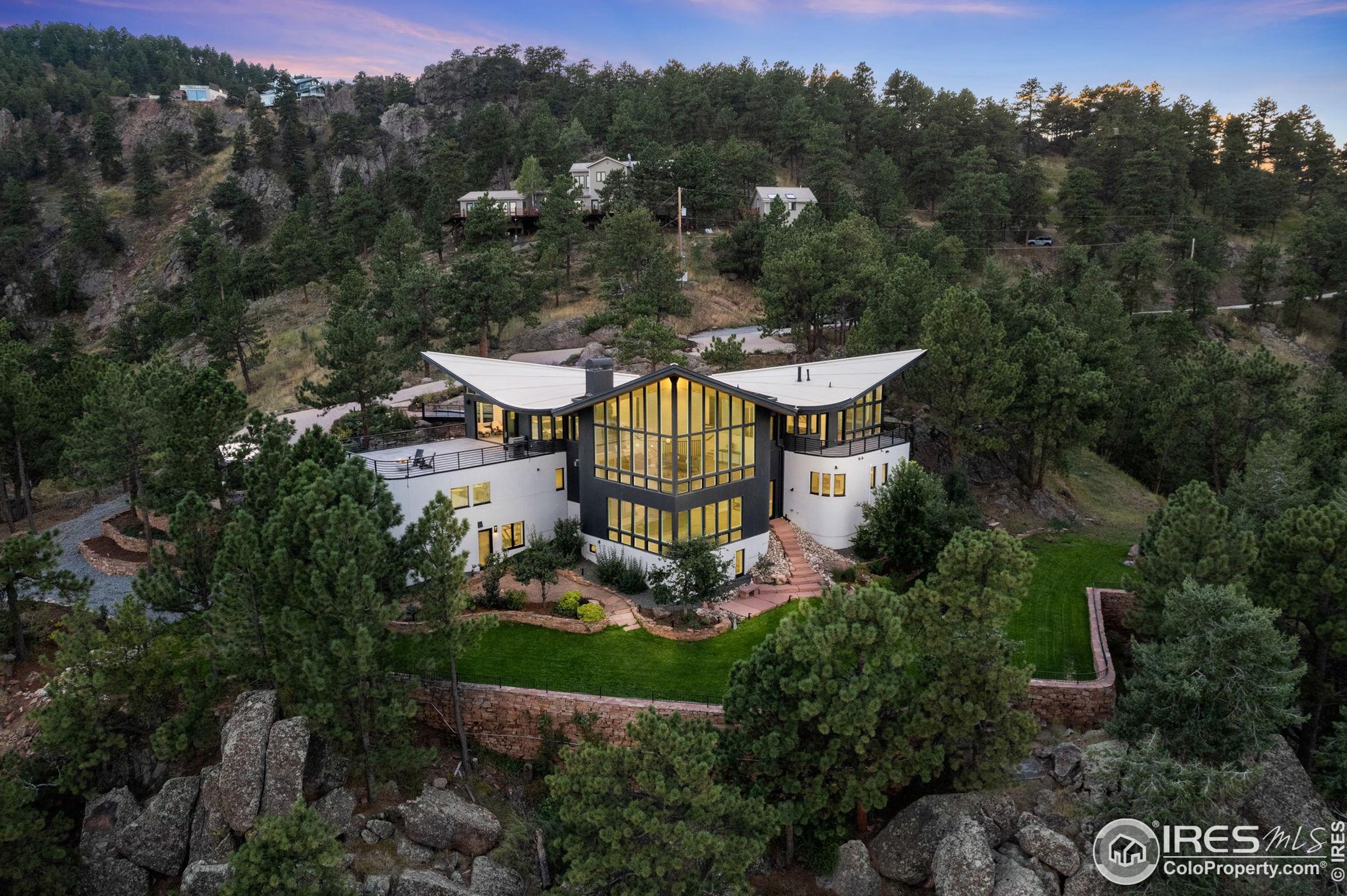 855 Timber Ln, Boulder, CO 80304