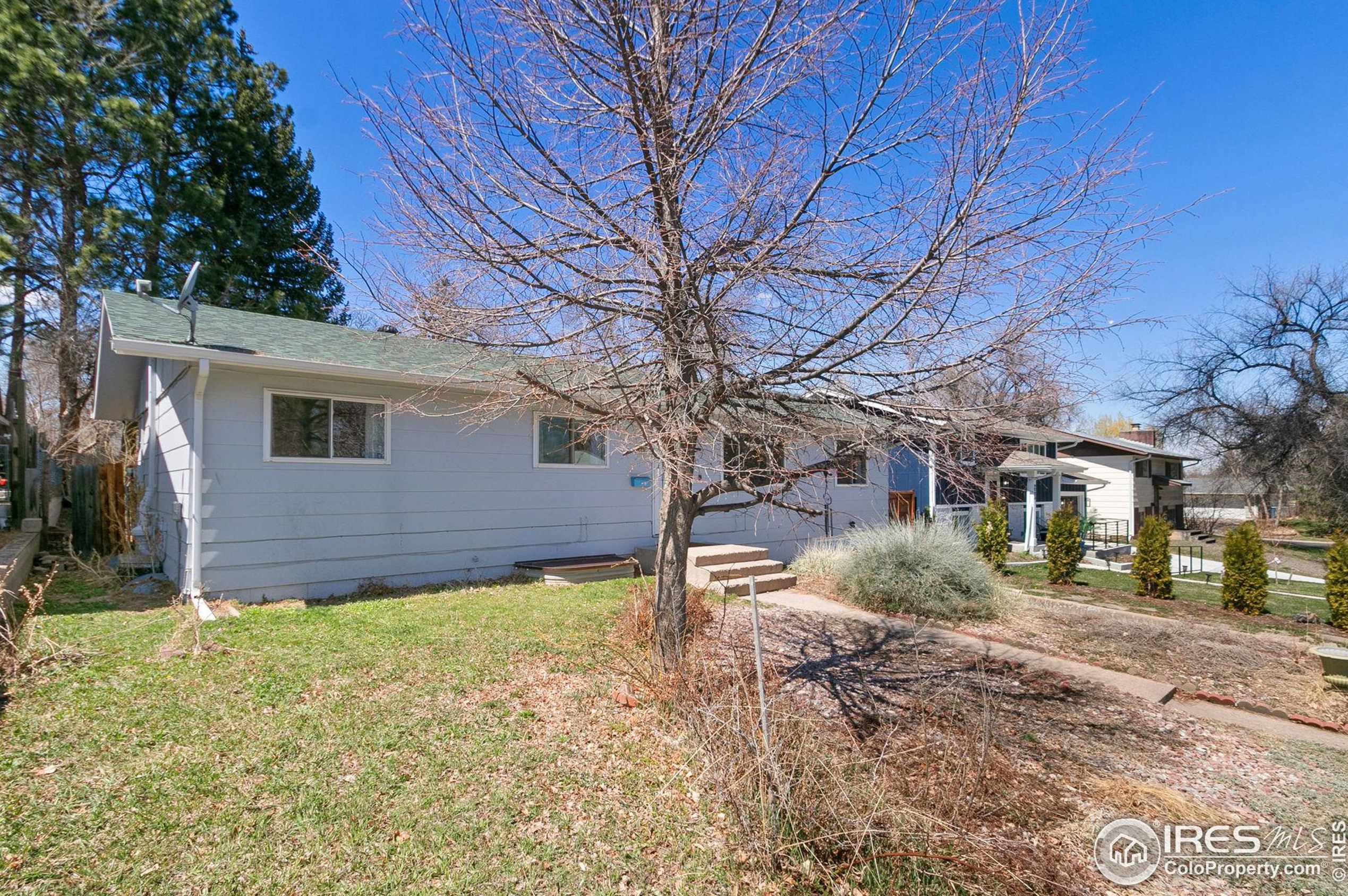 229 Clover Ln, Fort Collins, CO 80521-1632
