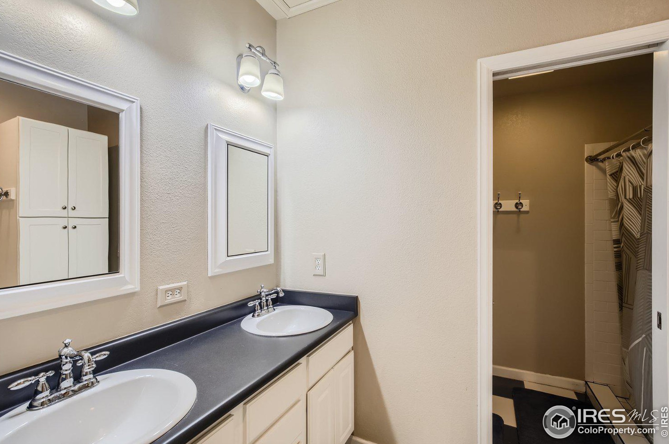 2838 Des Moines Dr, Fort Collins CO  80525-6684 exterior