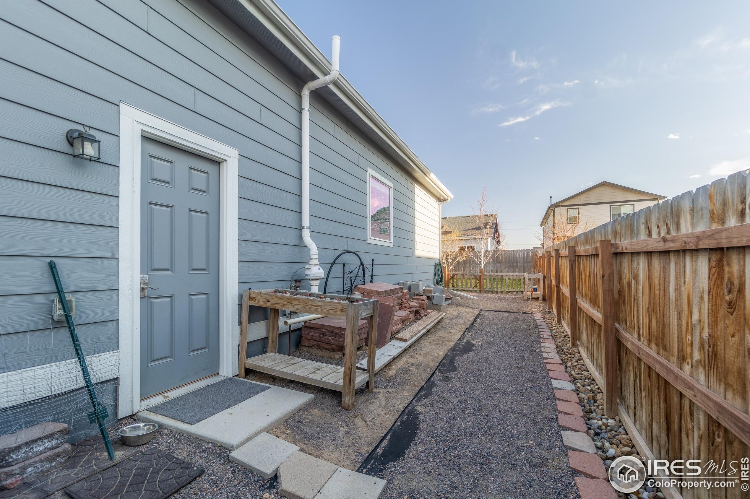 2066 Traildust Dr, Milliken CO  80543-3047 exterior