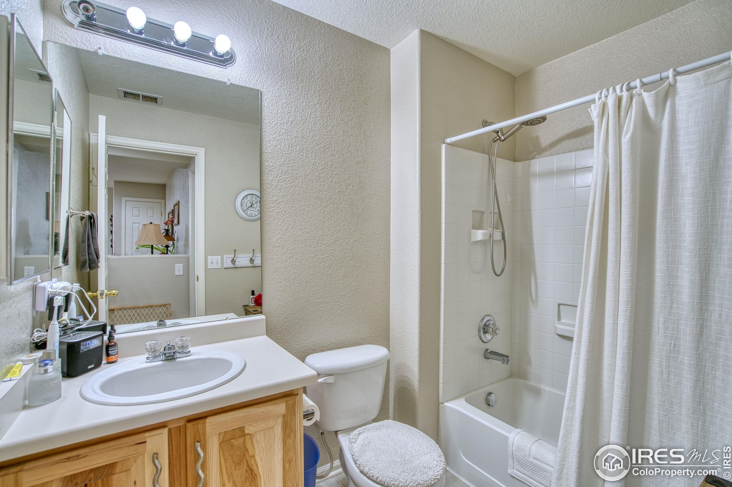 13618 Krameria St, Denver CO 80602-6985 exterior