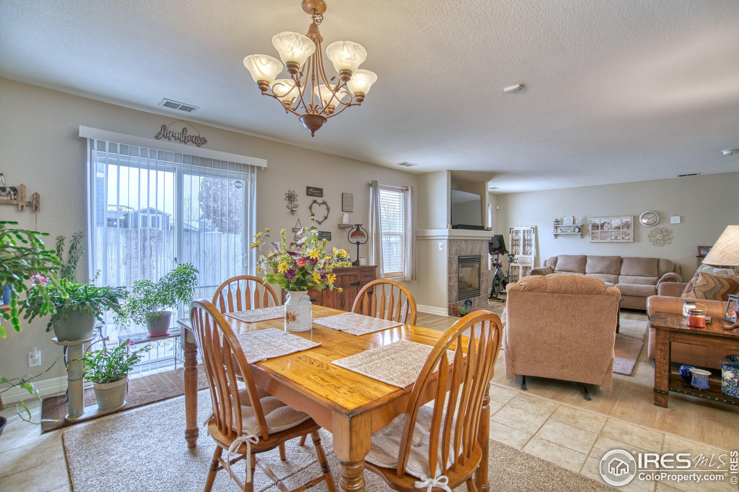 13618 Krameria St, Denver CO 80602-6985 exterior