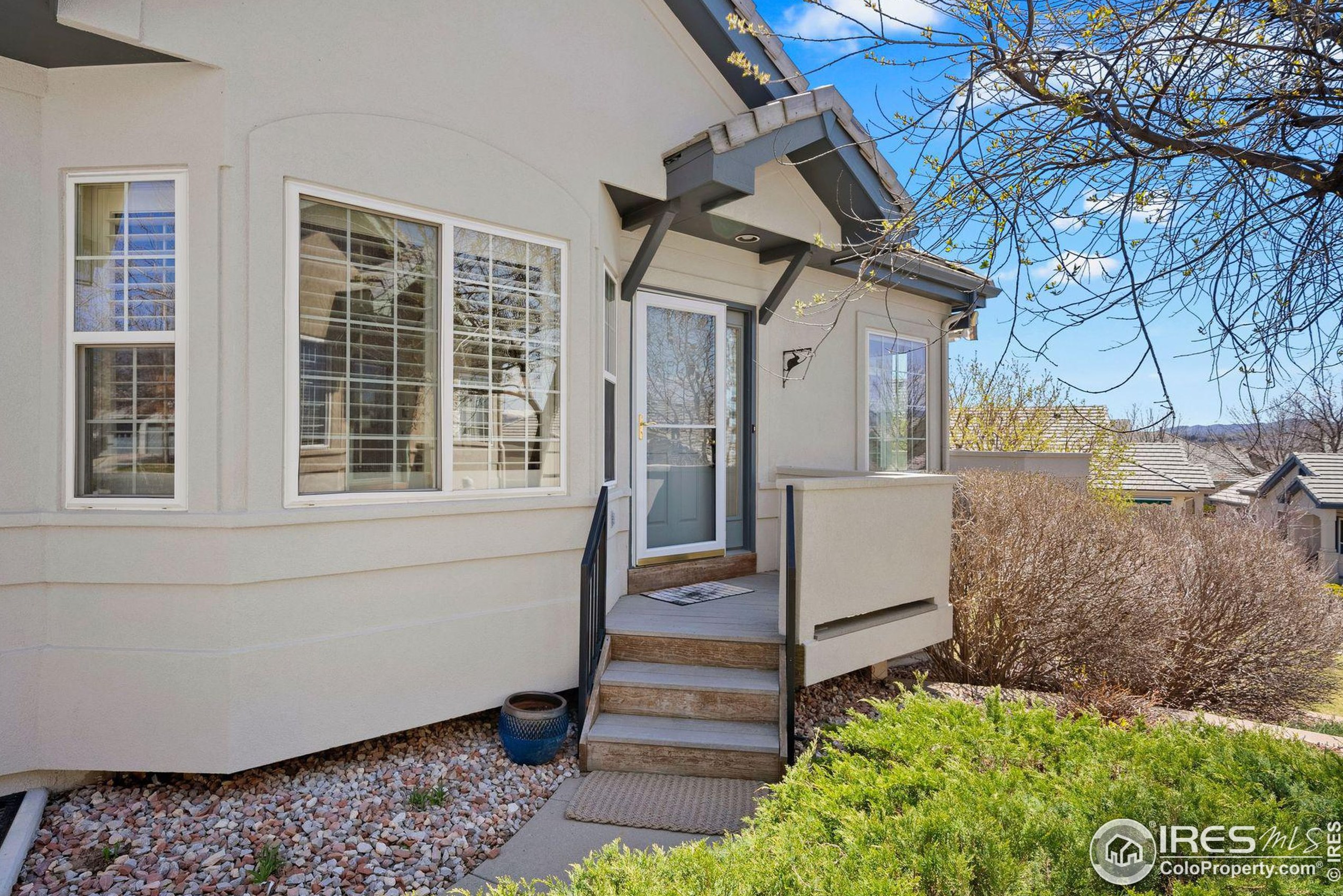 517 Clubhouse Dr, Loveland, CO 80537-9191