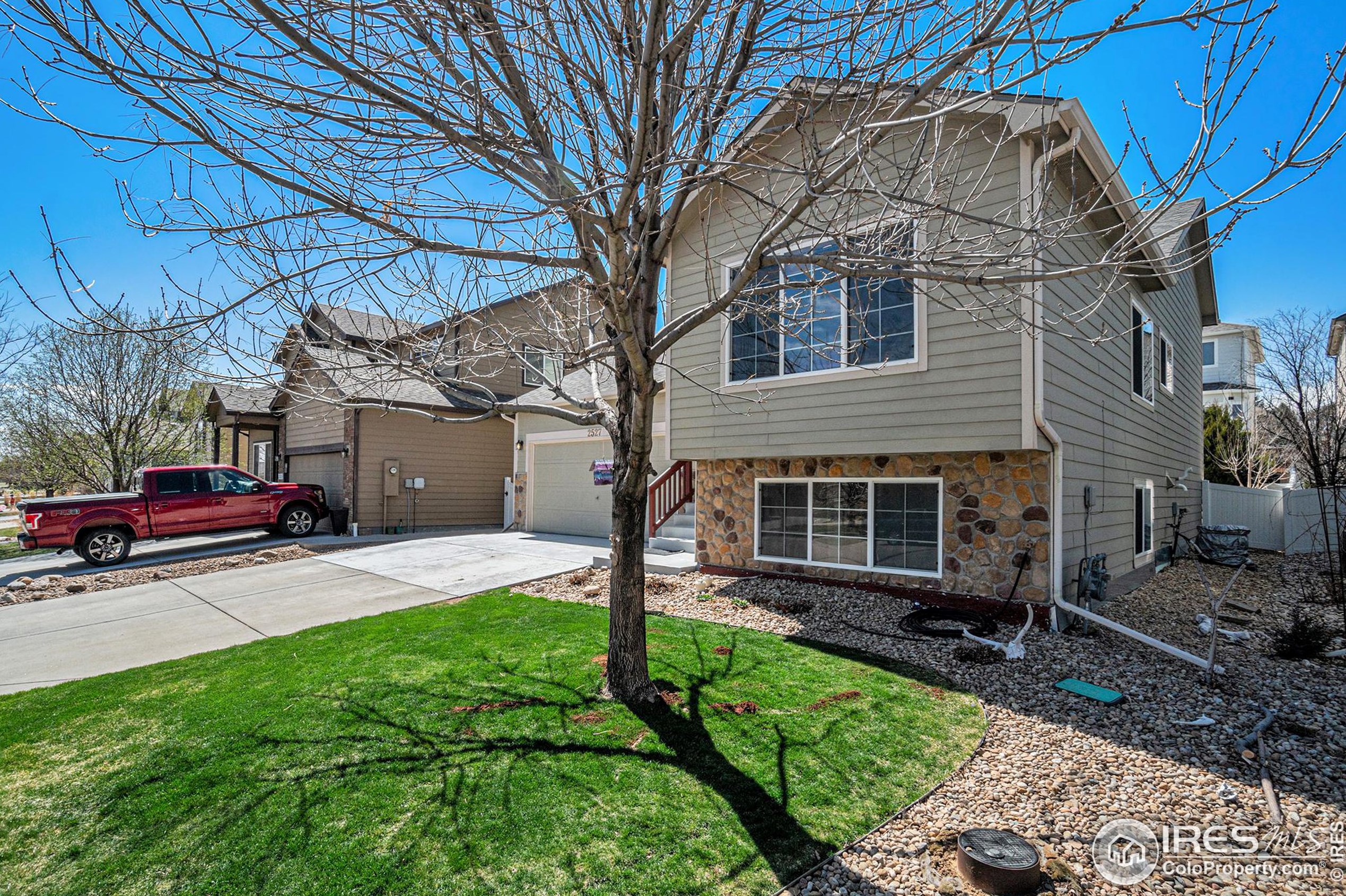 2527 Forecastle Dr, Fort Collins, CO 80524-6782