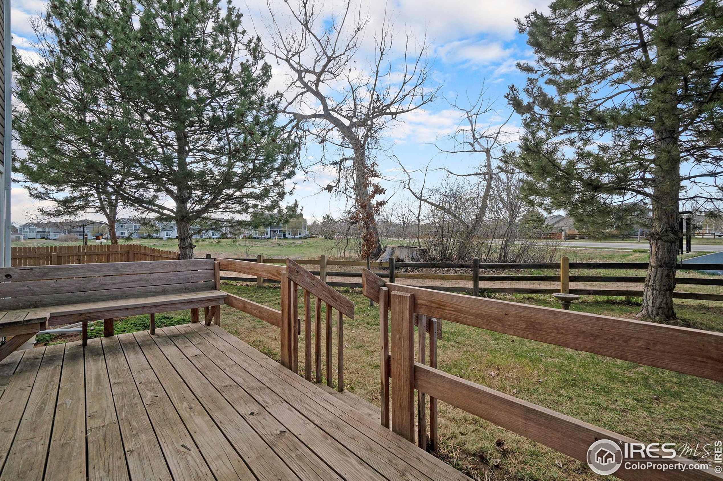 1884 Dove Creek Cir, Loveland CO  80538-5399 exterior