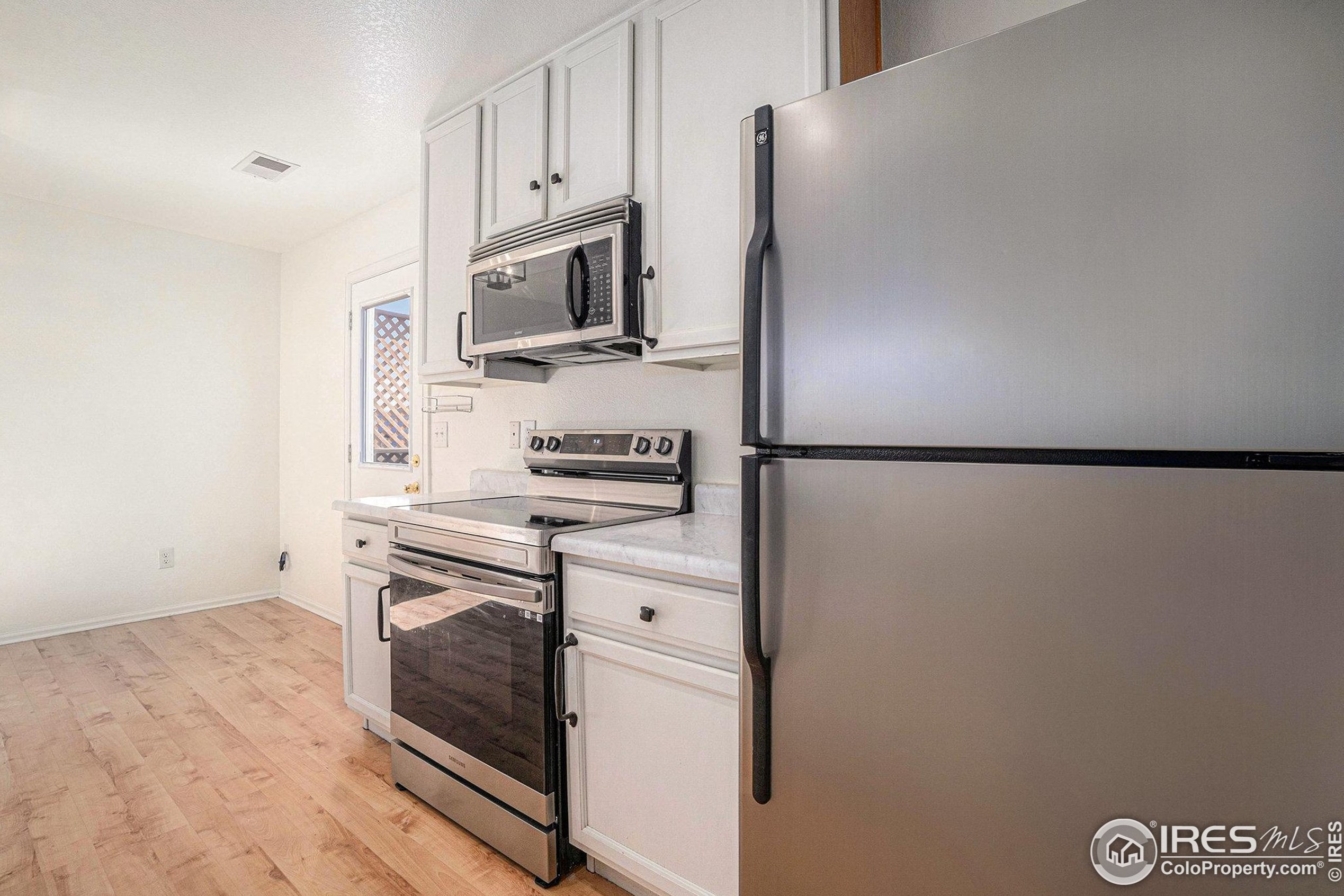 6820 Colony Hills Ln, Fort Collins CO  80525-6987 exterior