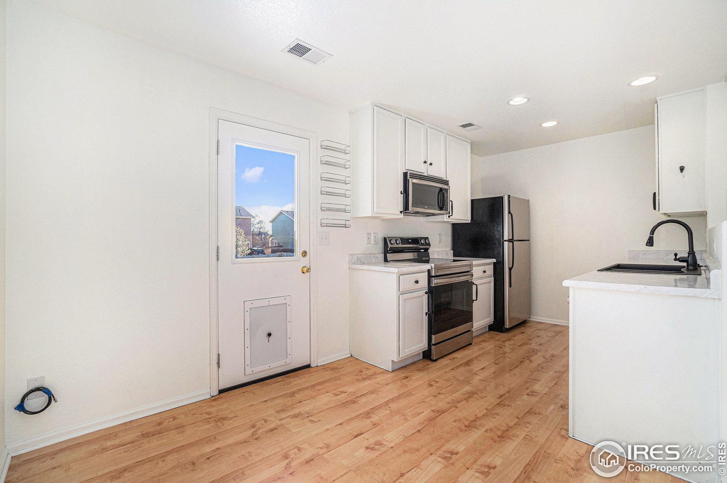 6820 Colony Hills Ln, Fort Collins CO  80525-6987 exterior